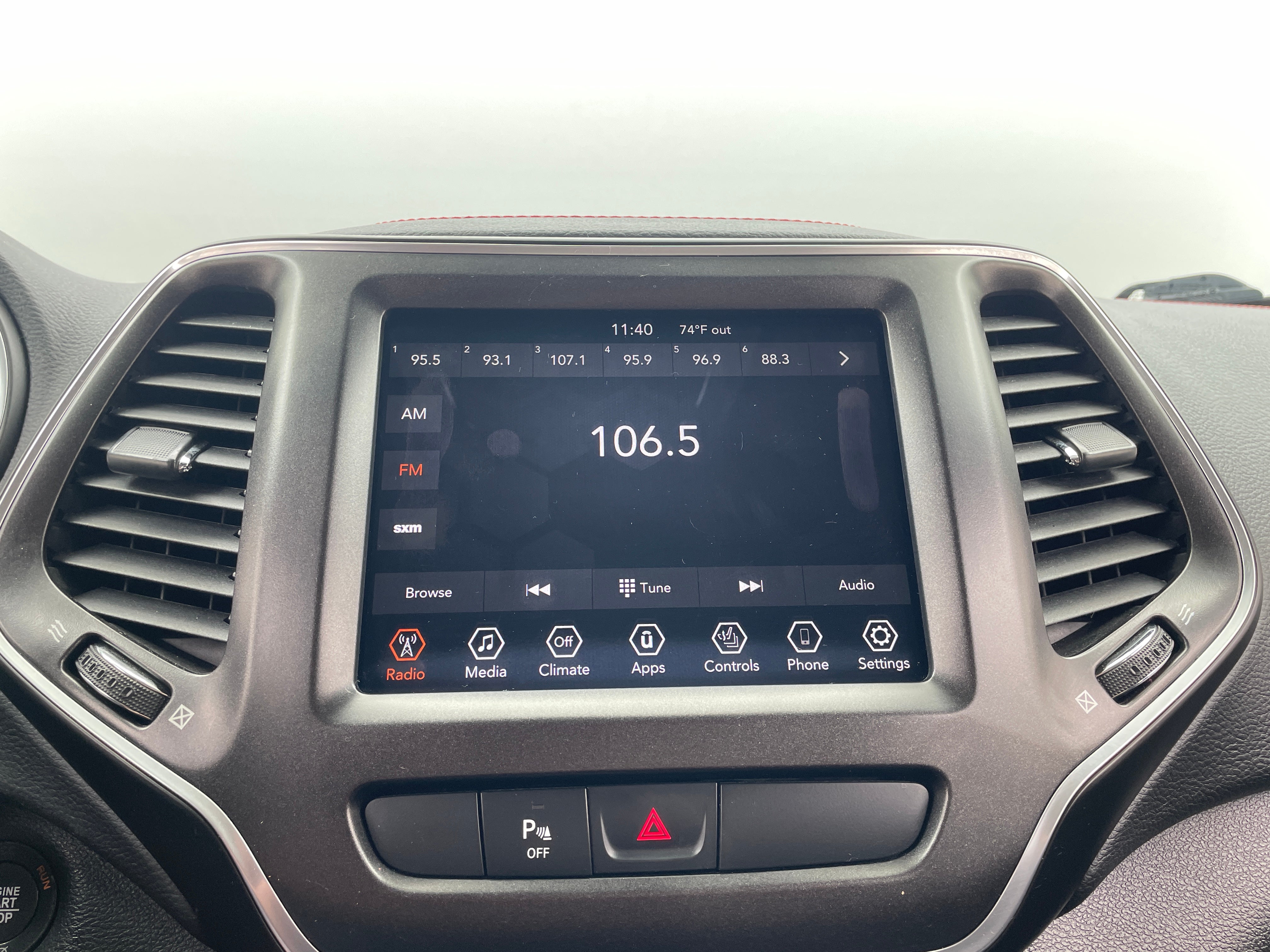 2019 Jeep Cherokee Trailhawk 3