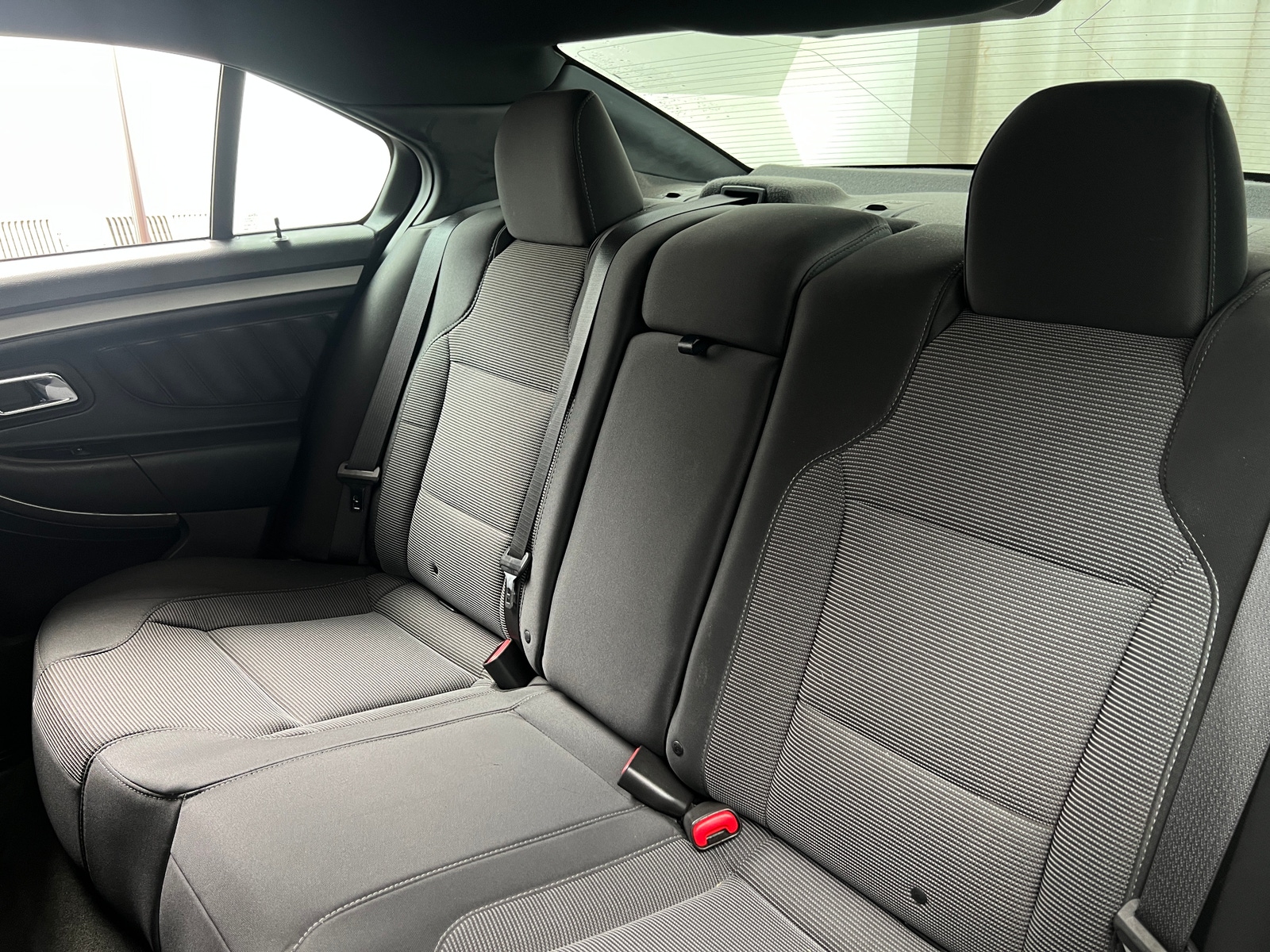 Thumbnail: 2015 Ford Taurus - 6