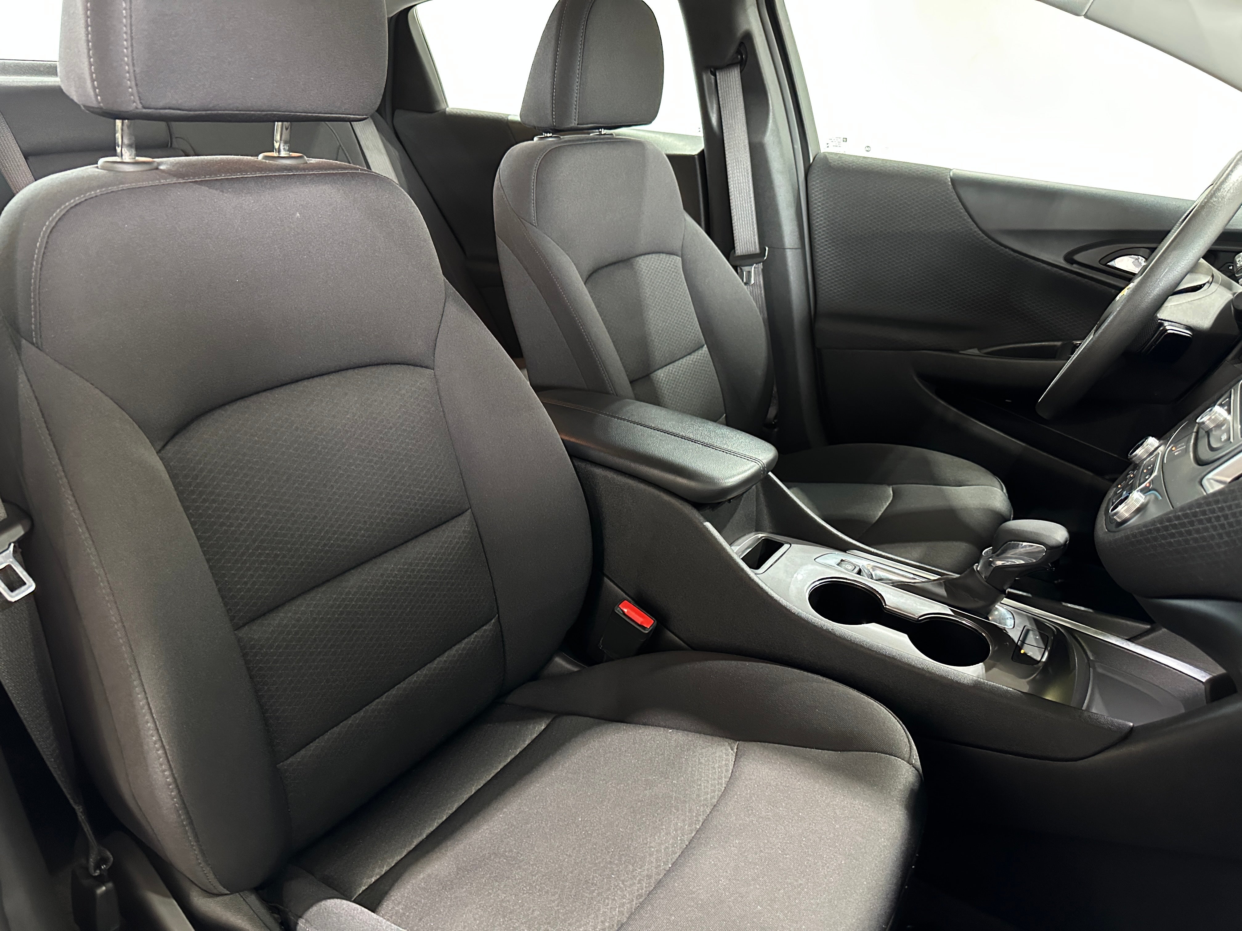 2024 Chevrolet Malibu LT 2