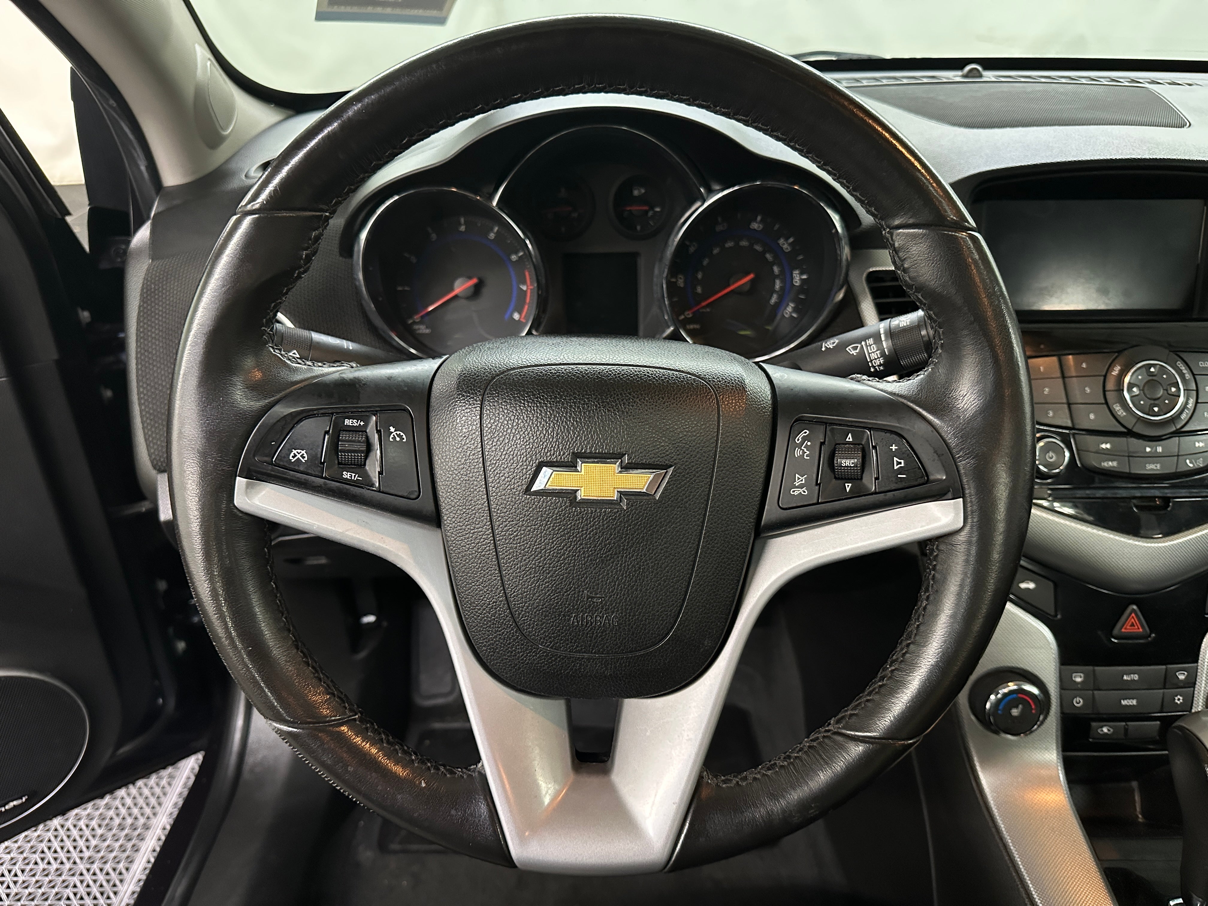 2016 Chevrolet Cruze LTZ 4