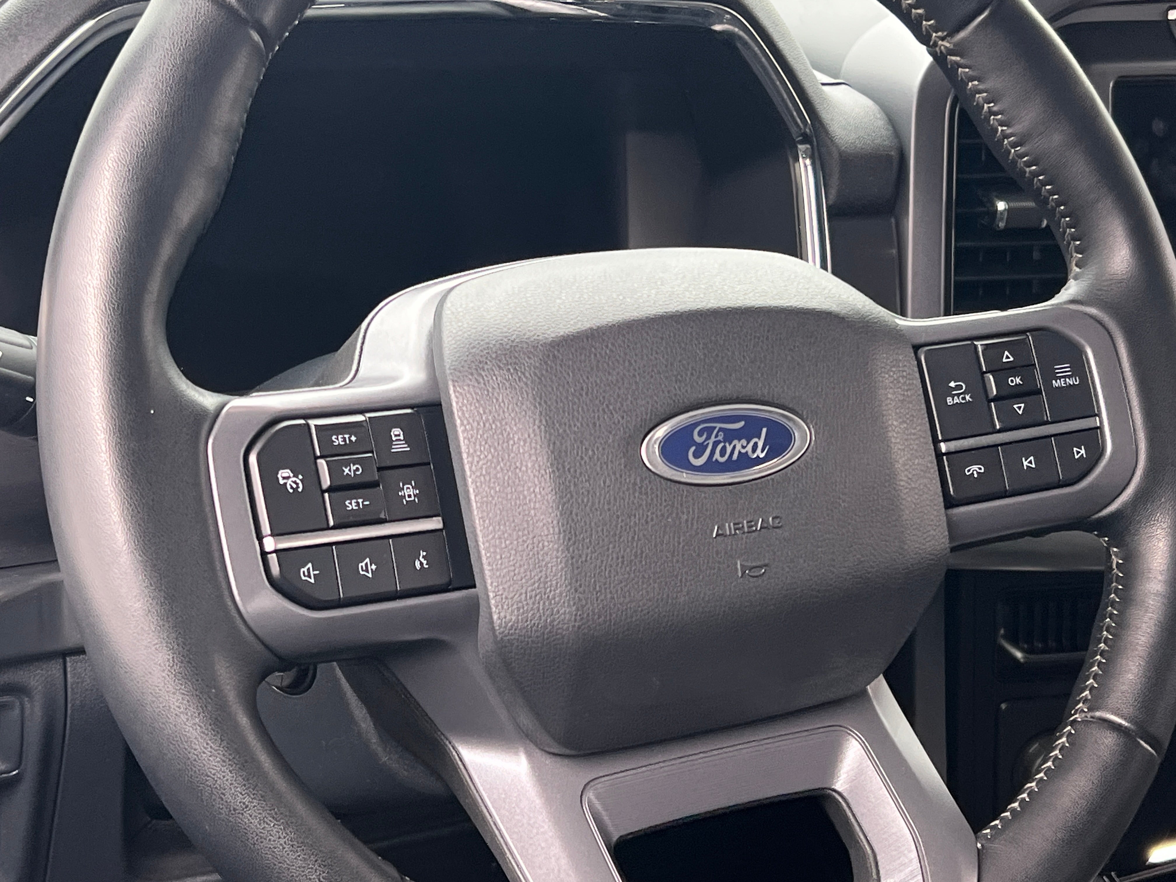 2023 Ford Econoline E-150 4