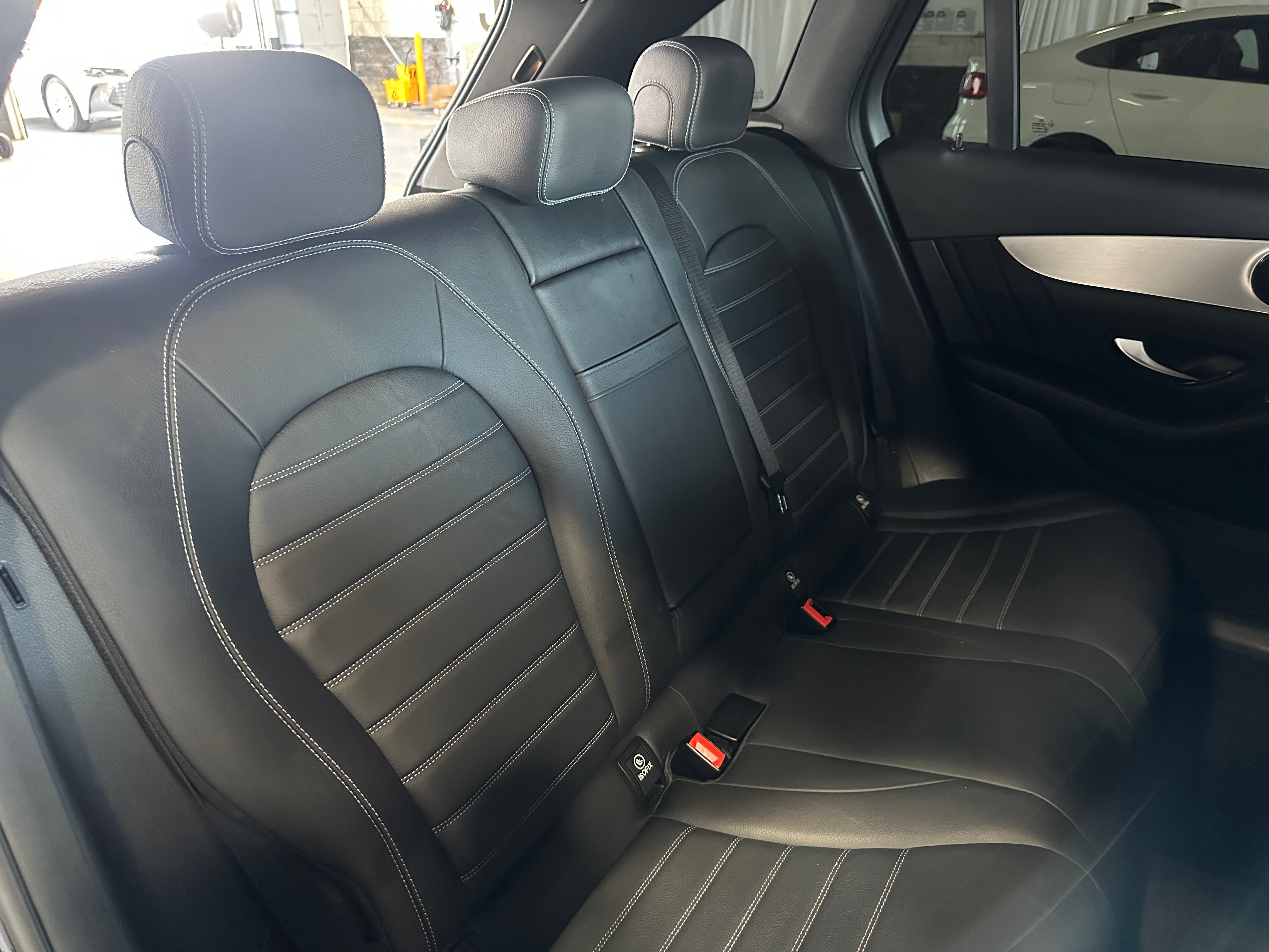 2019 Mercedes-Benz GLC 300 5