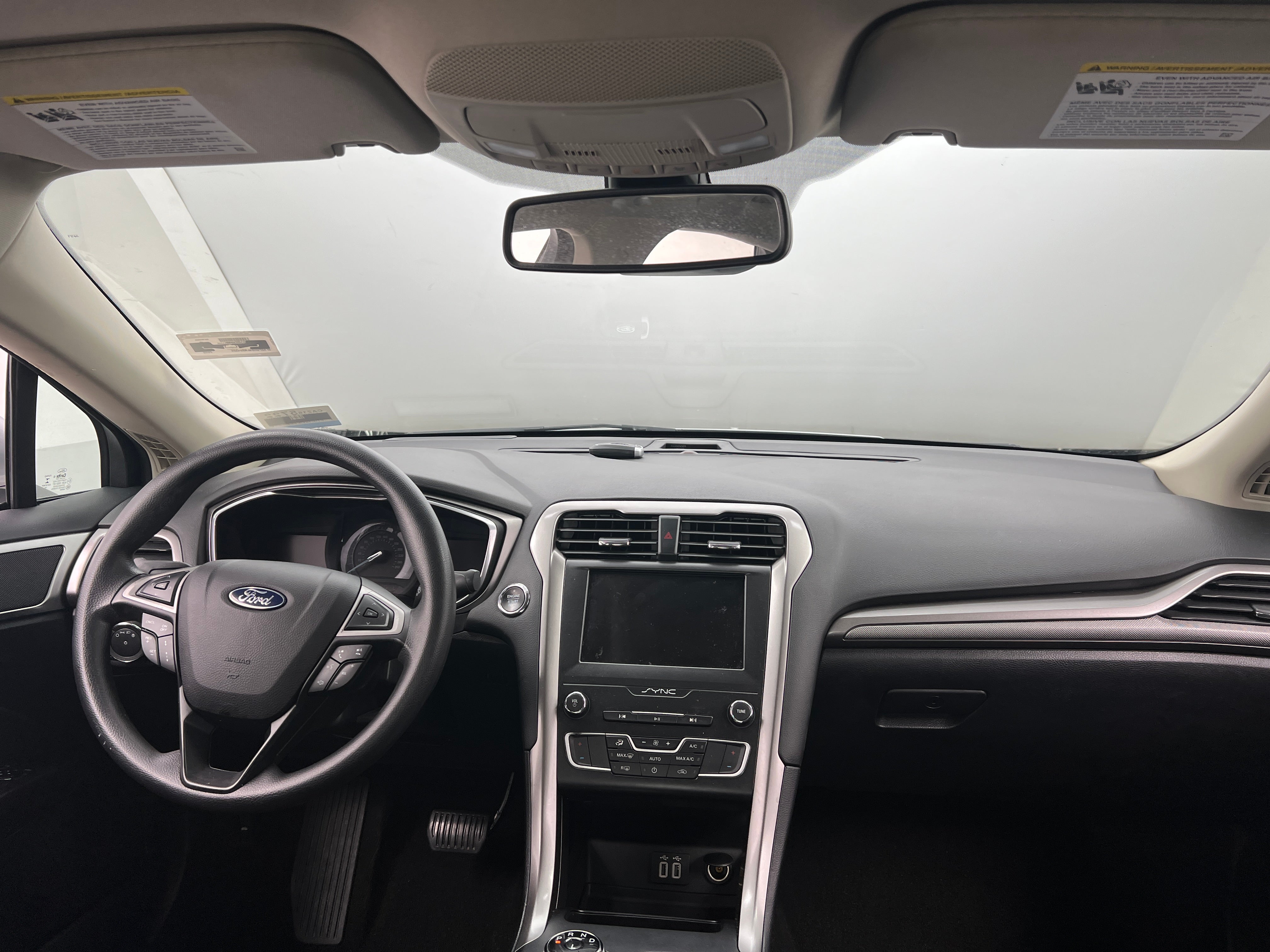 2020 Ford Fusion SE 3