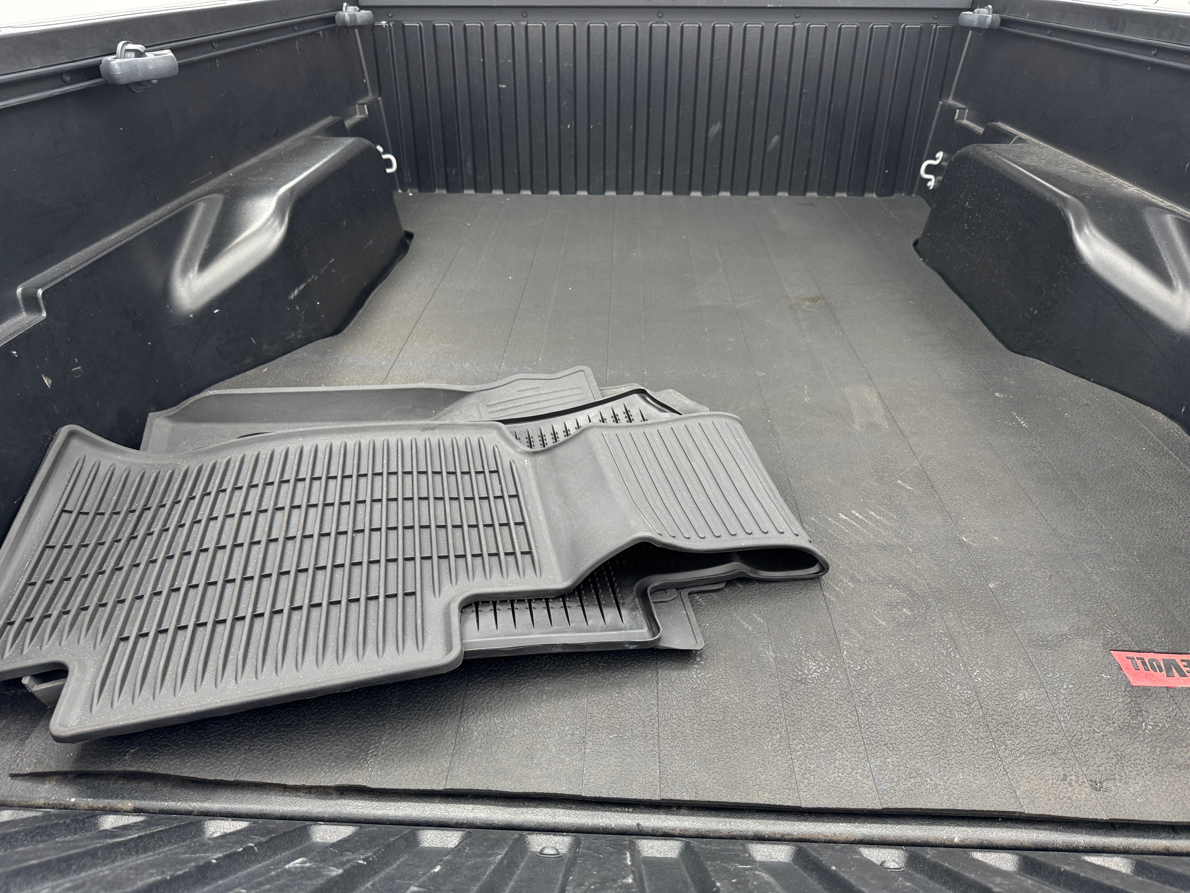 2022 Toyota Tacoma SR 7