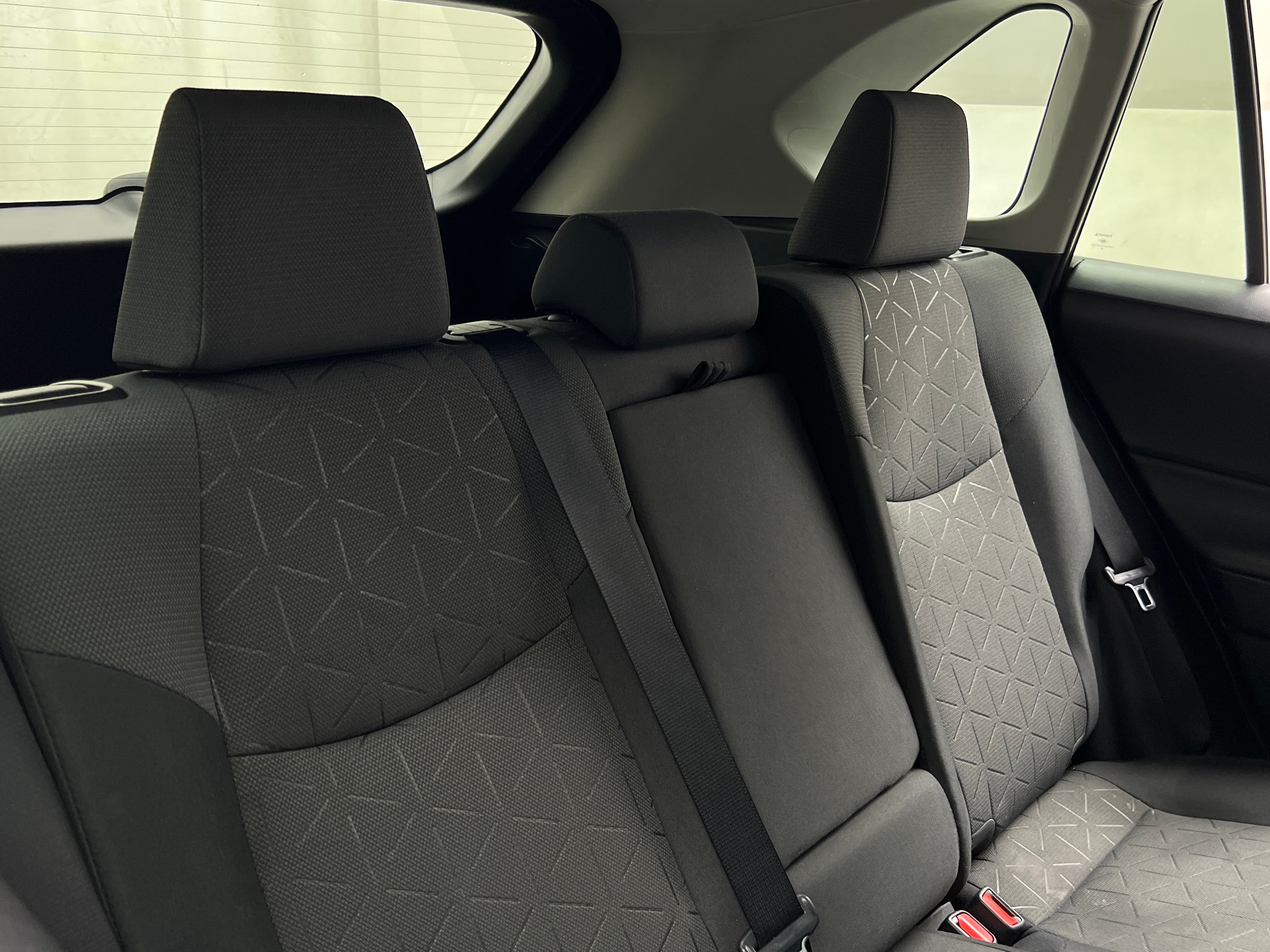 2021 Toyota RAV4 XLE 6