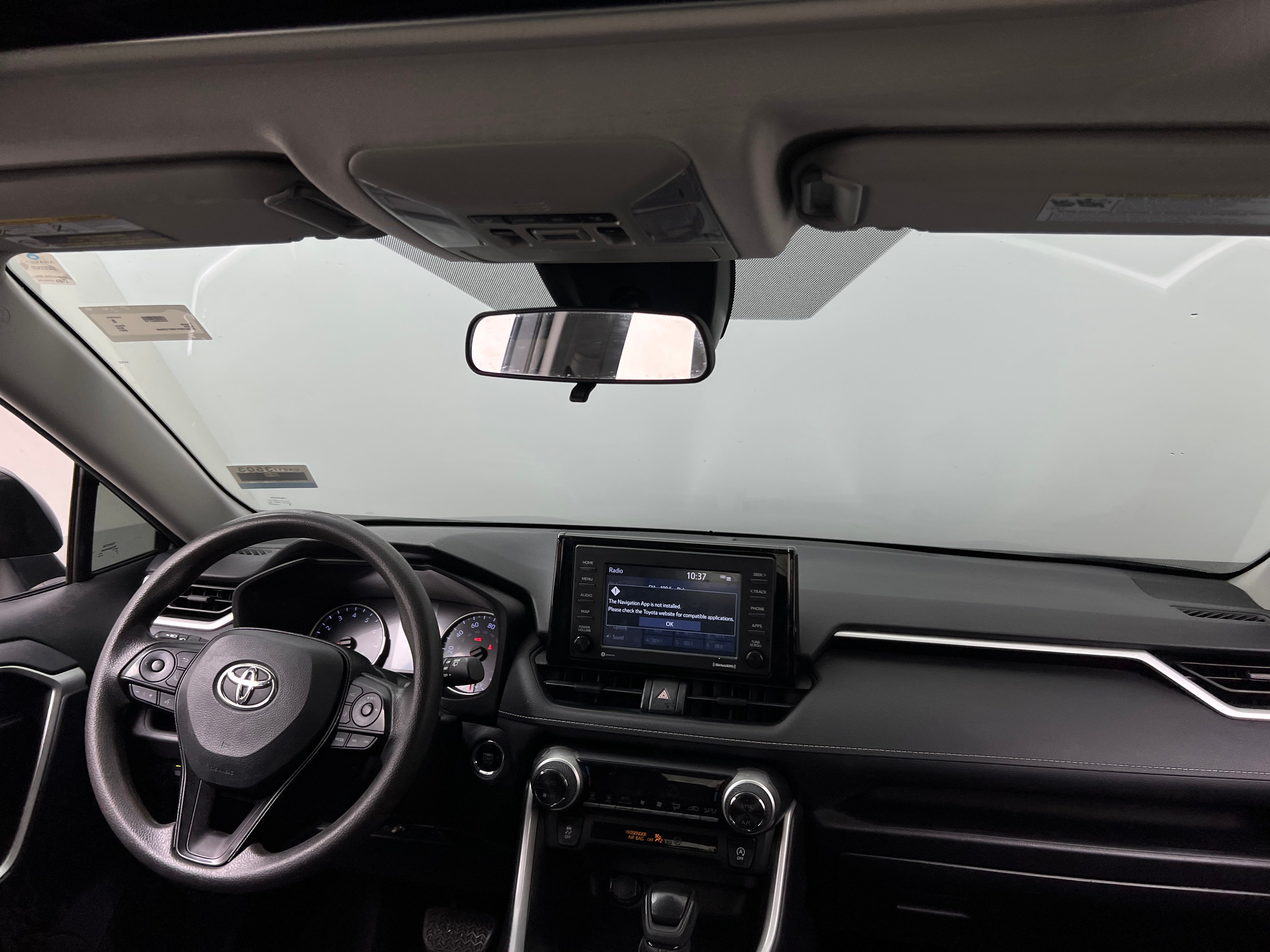 2021 Toyota RAV4 XLE 3