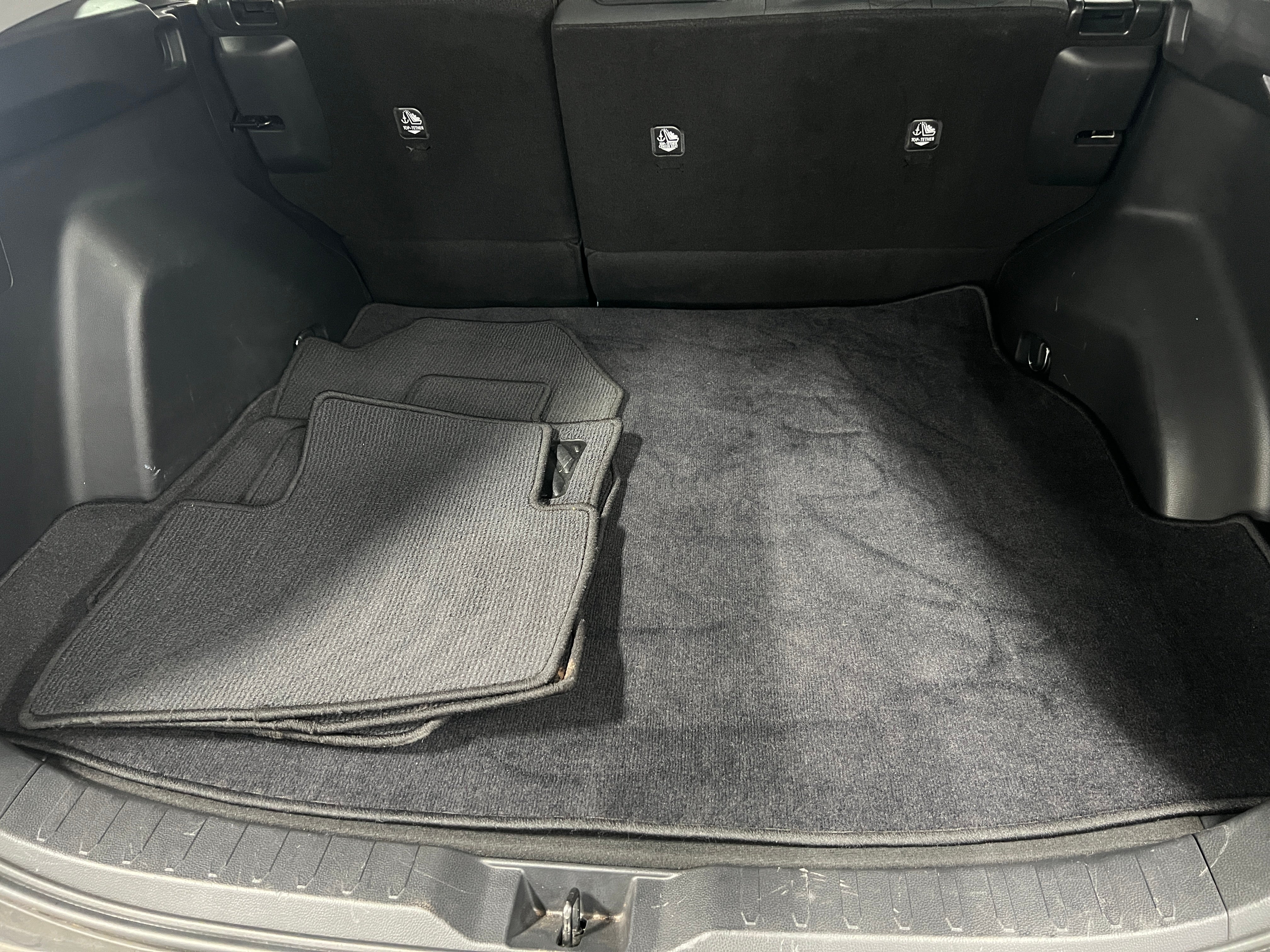 2021 Toyota RAV4 XLE 7