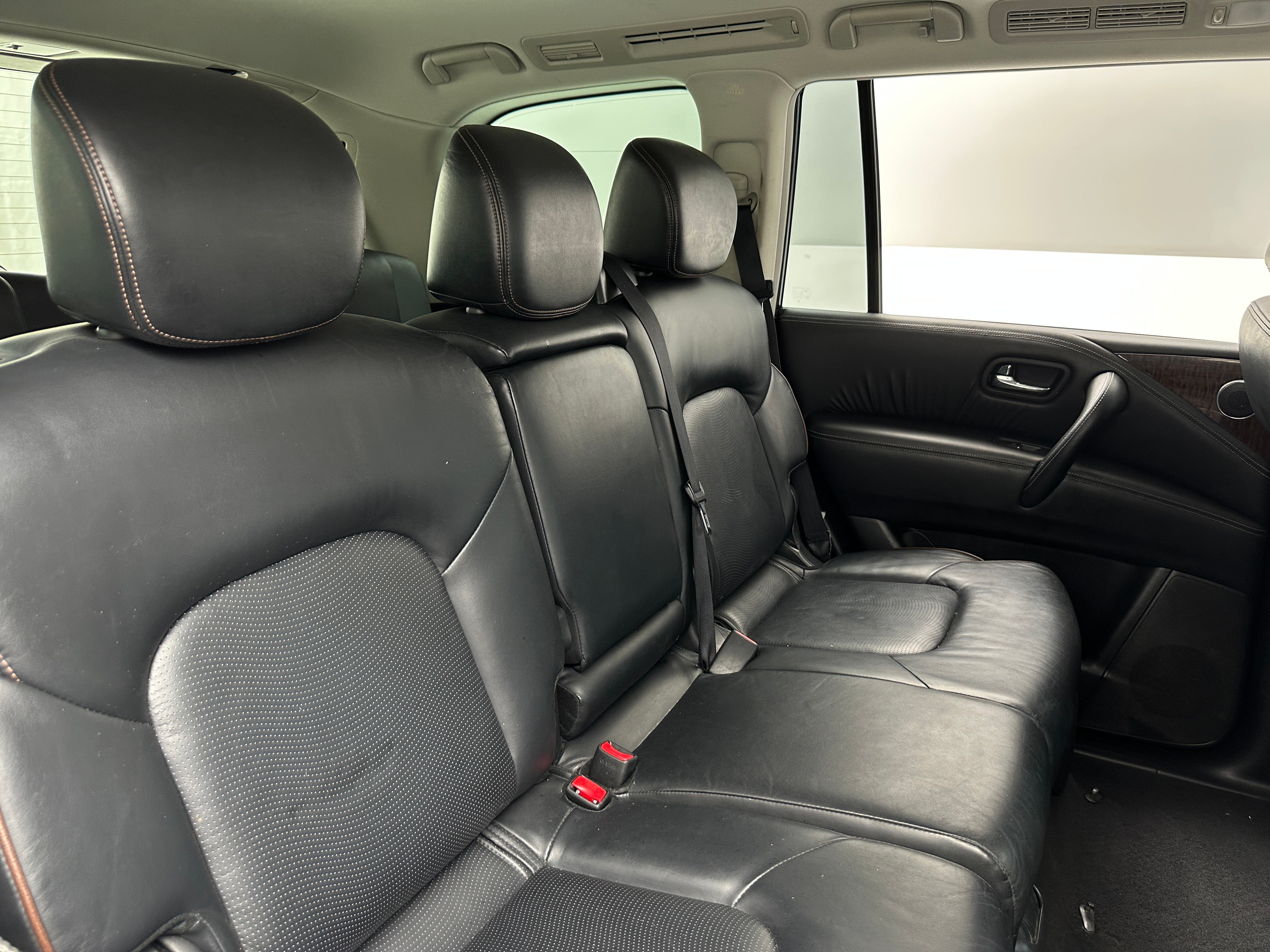 2017 Nissan Armada SL 5