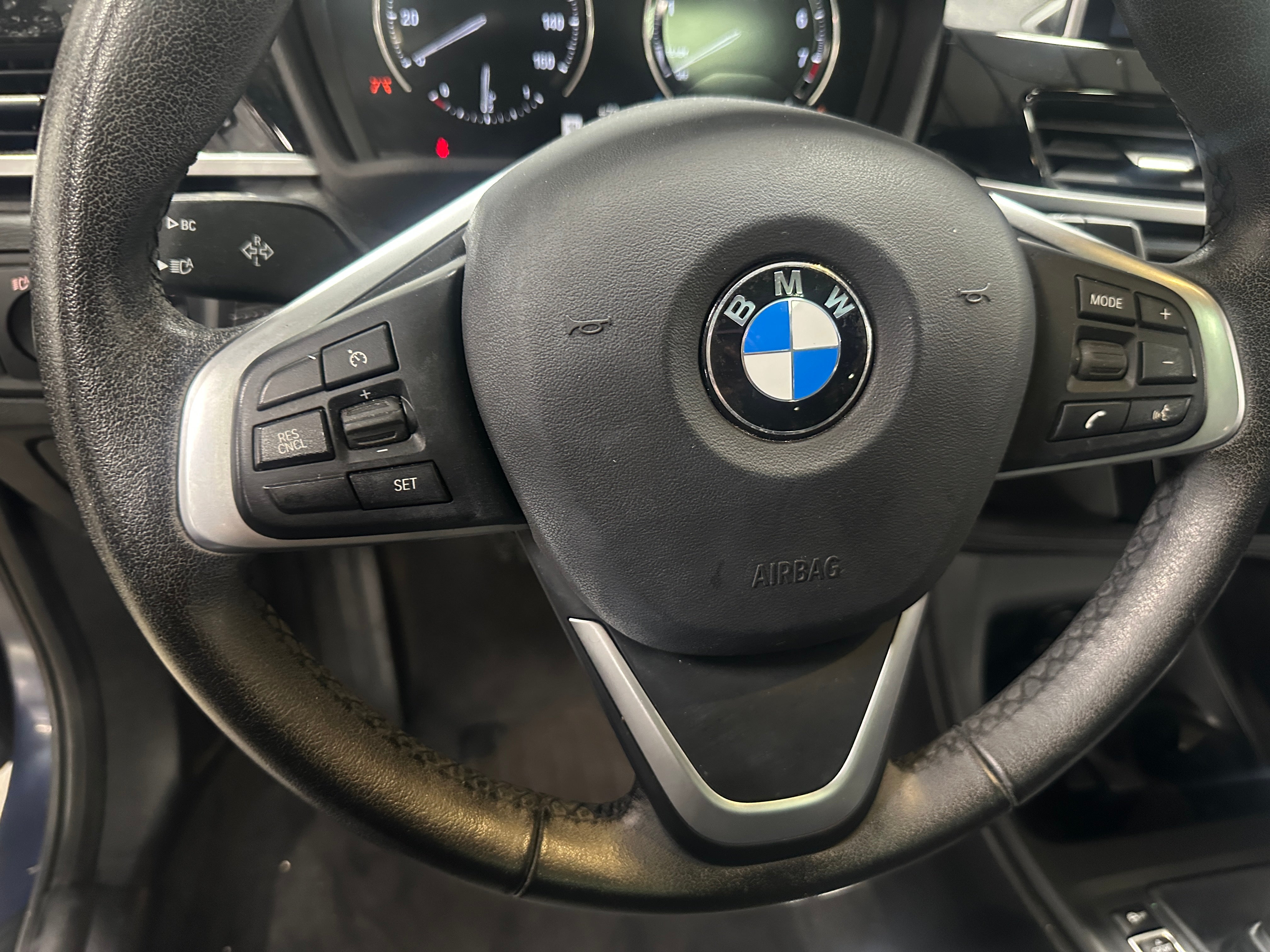 2022 BMW X1 sDrive28i 4