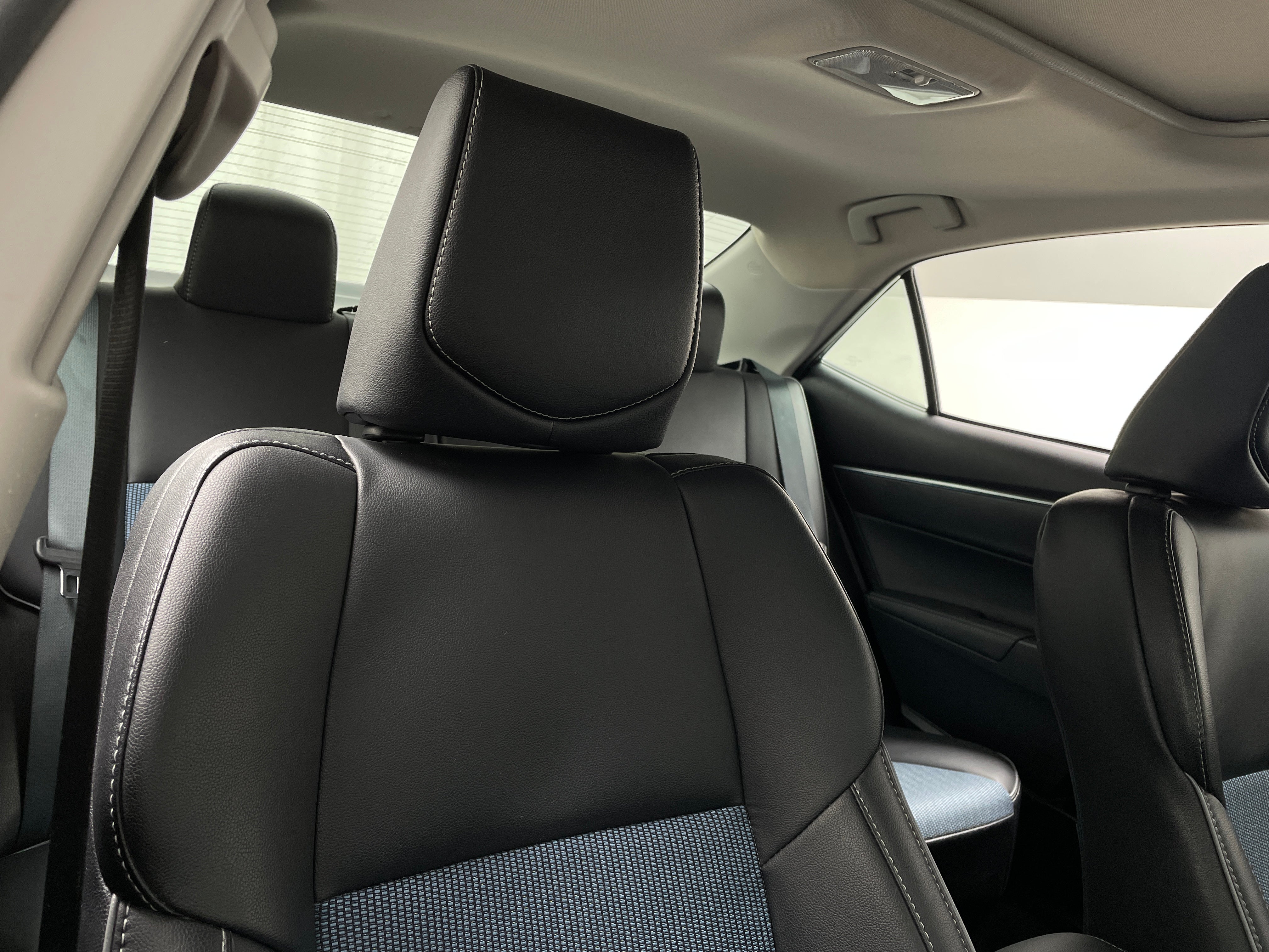 2016 Toyota Corolla S 2