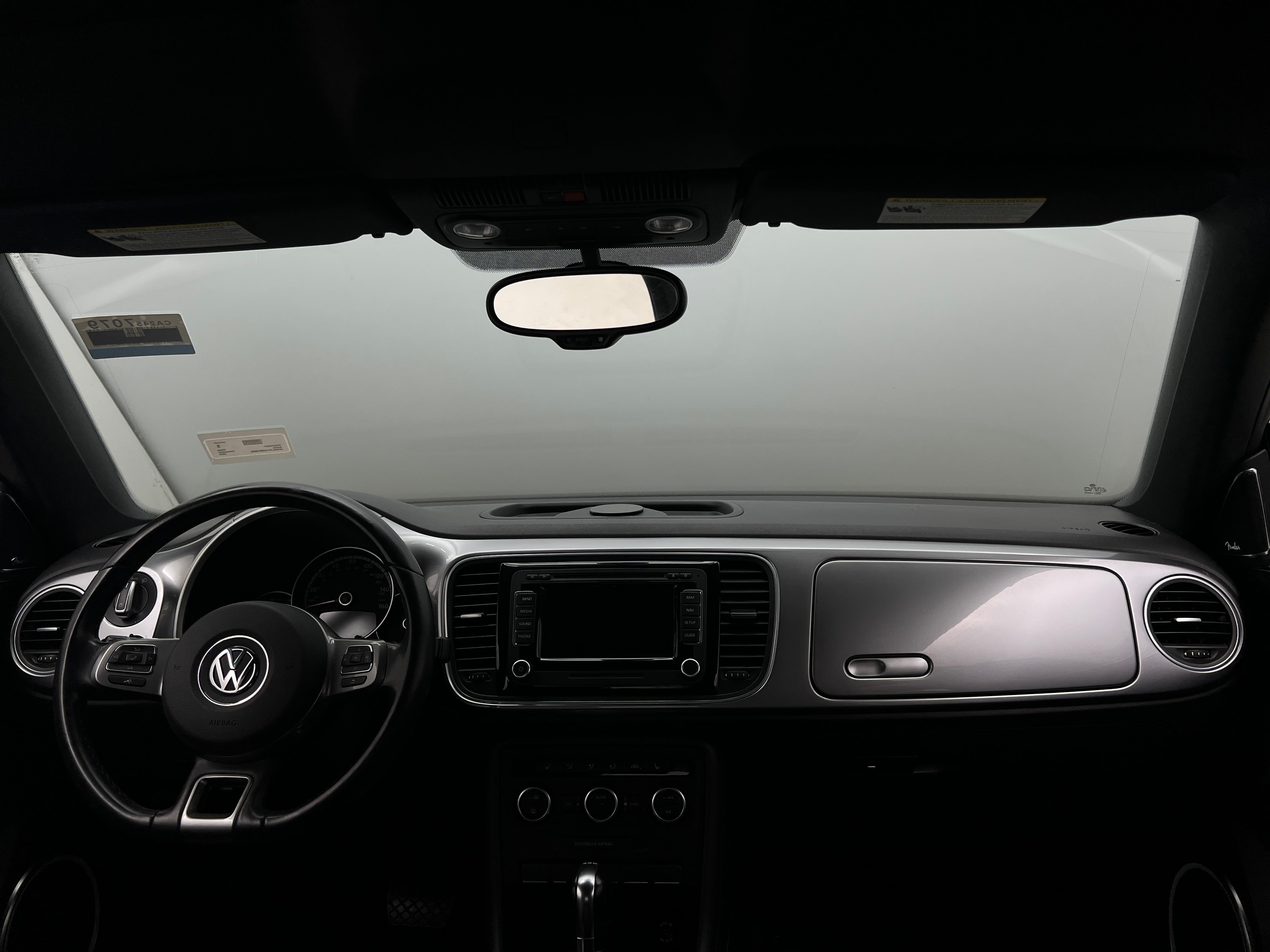 2014 Volkswagen Beetle  2