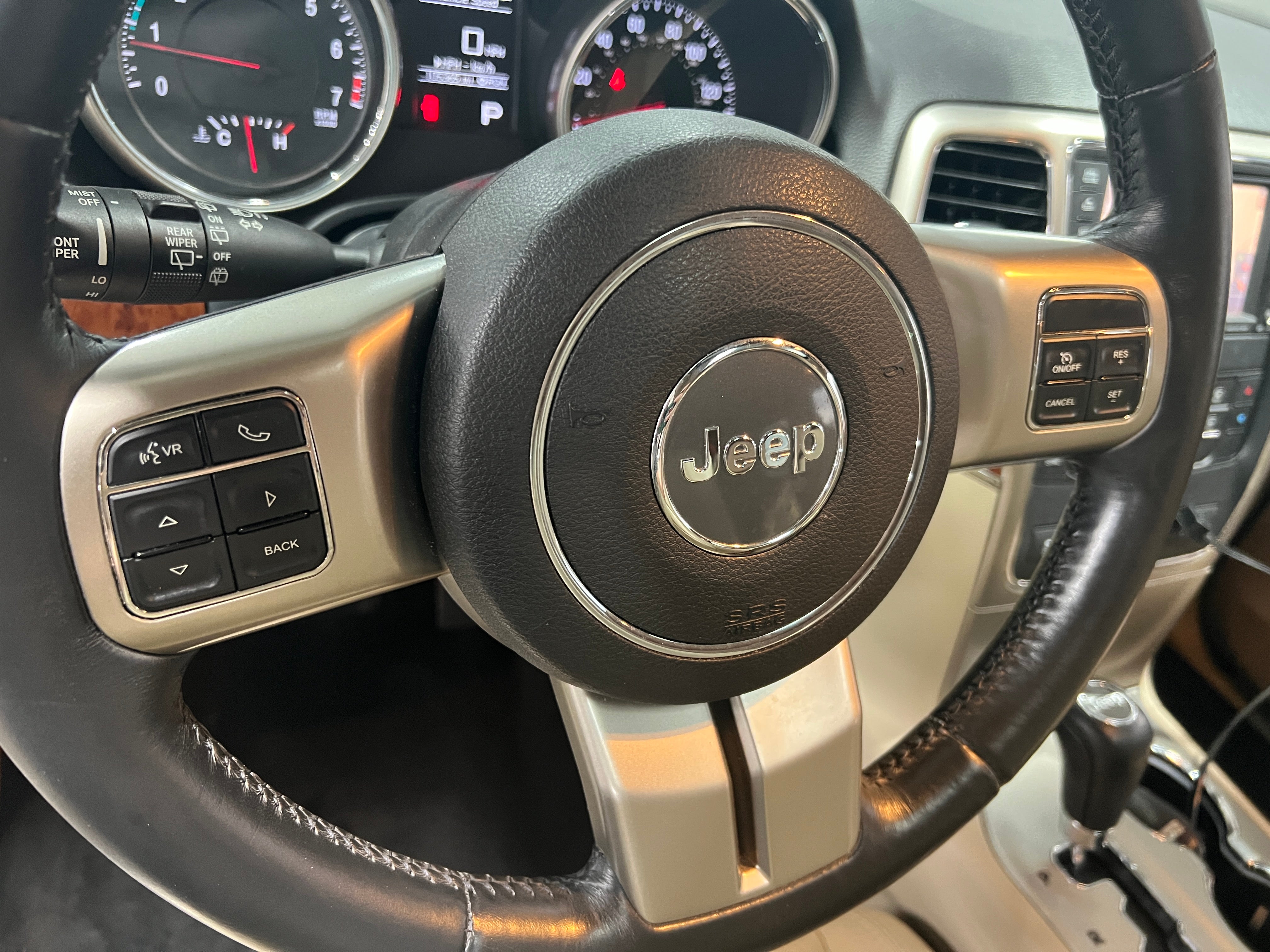2013 Jeep Grand Cherokee Limited Edition 4