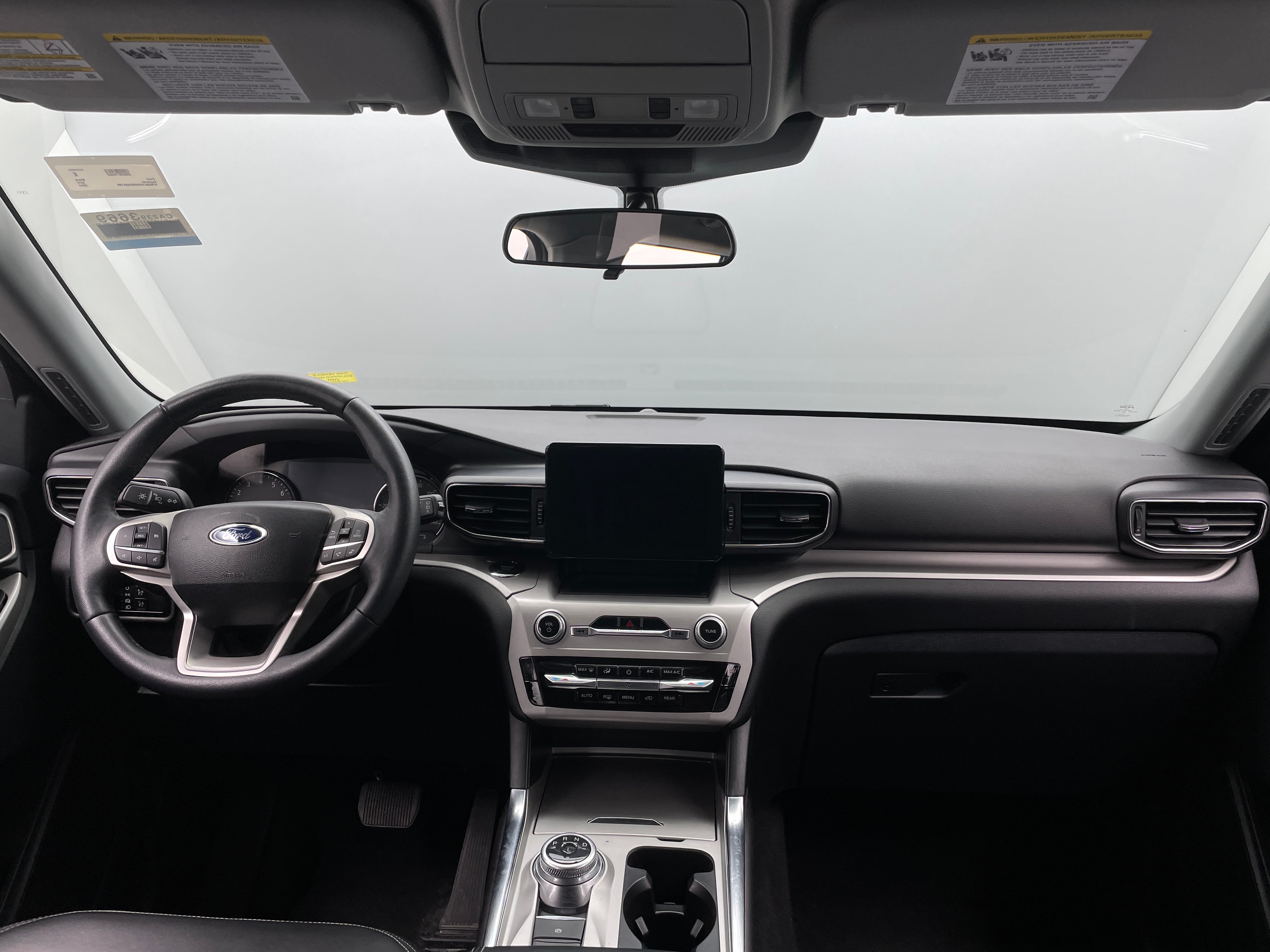 2024 Ford Explorer XLT 3