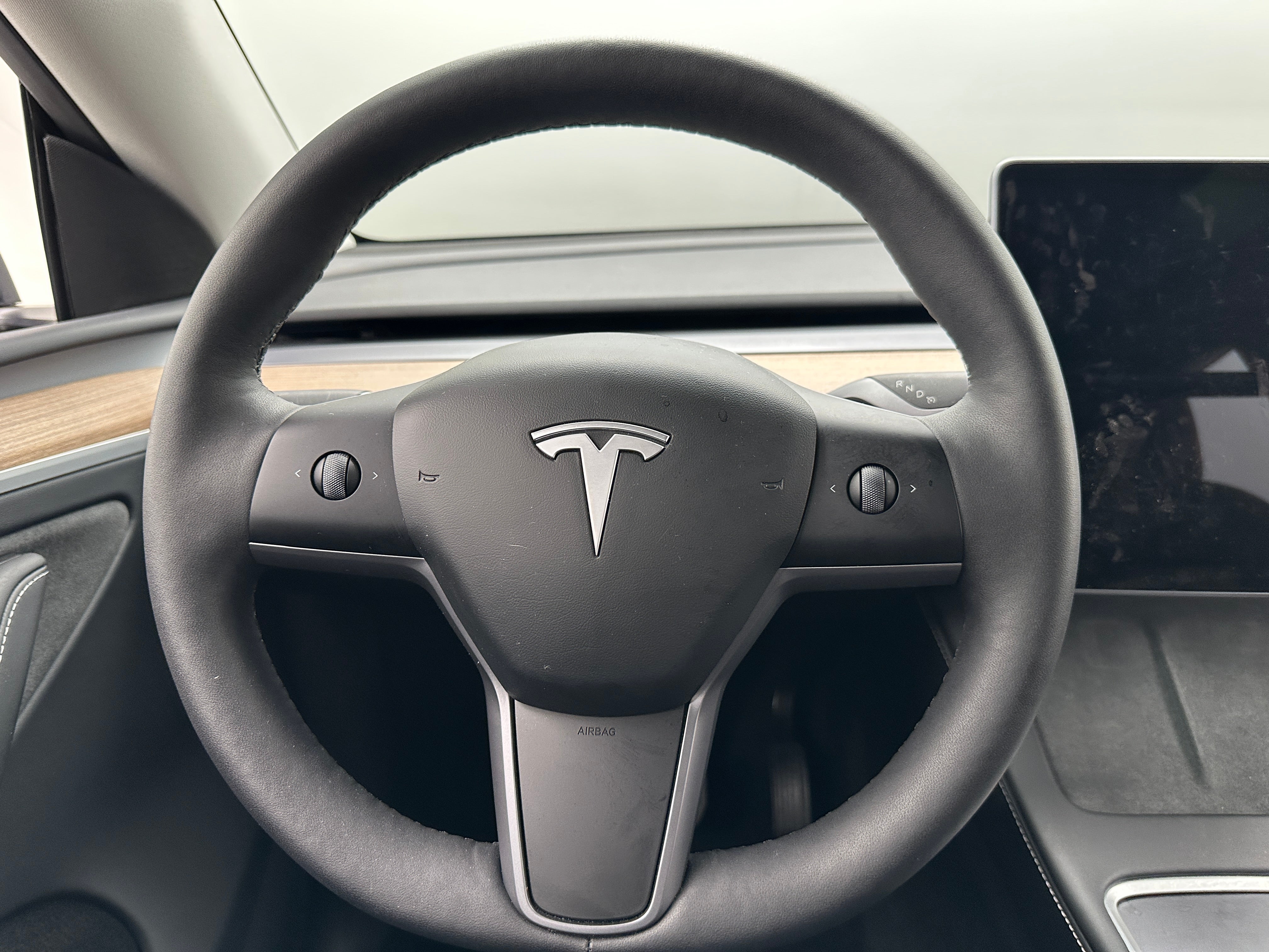 2024 Tesla Model Y Long Range 3