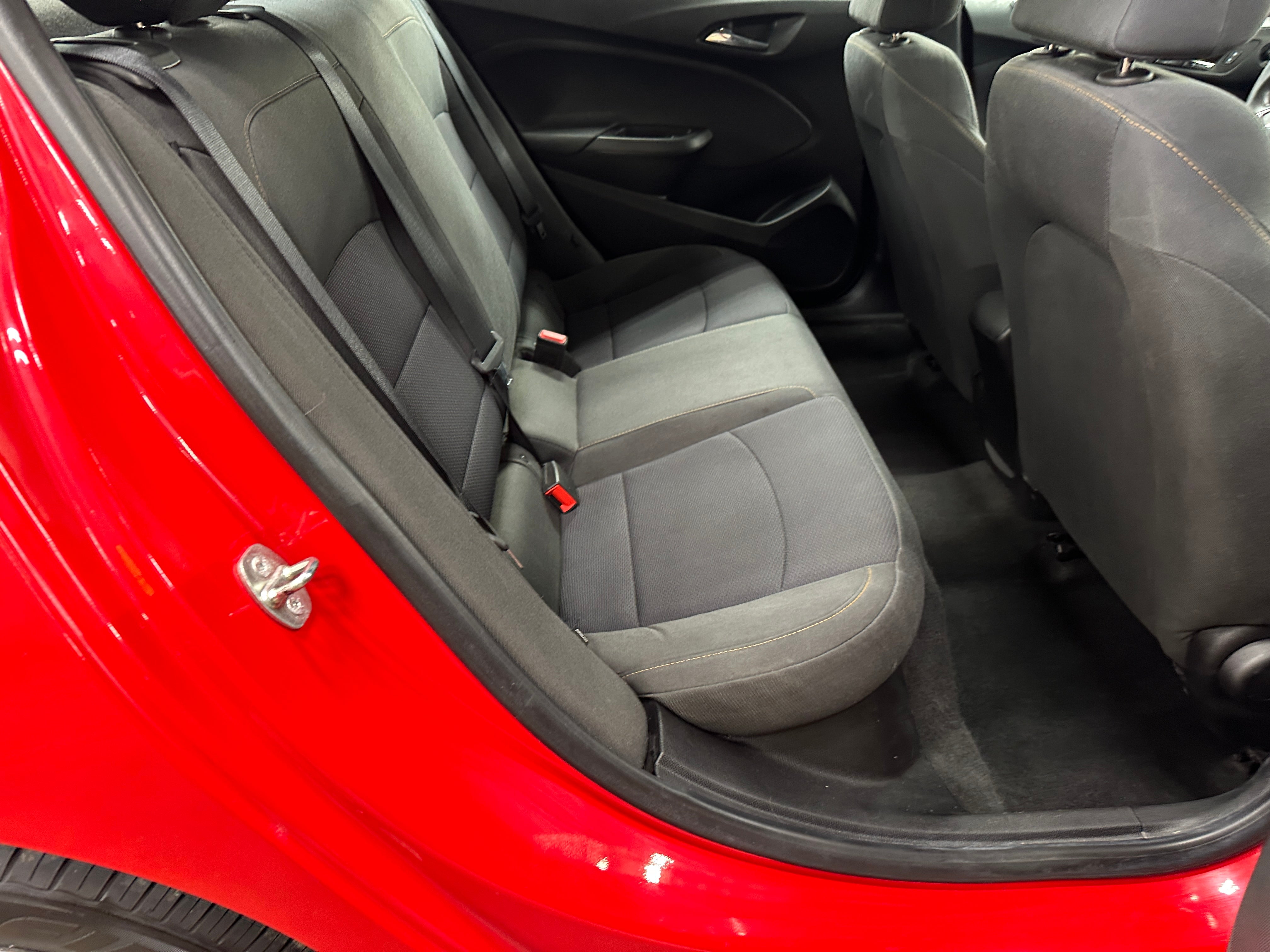 2019 Chevrolet Cruze LS 6