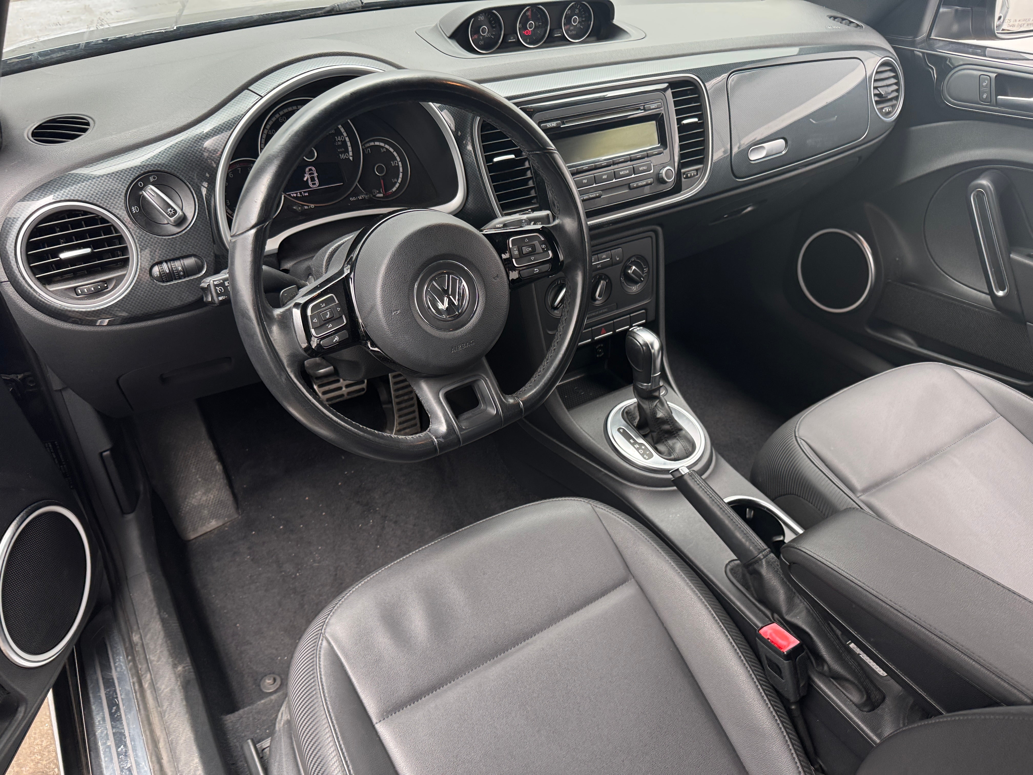 2014 Volkswagen Beetle R-Line 3
