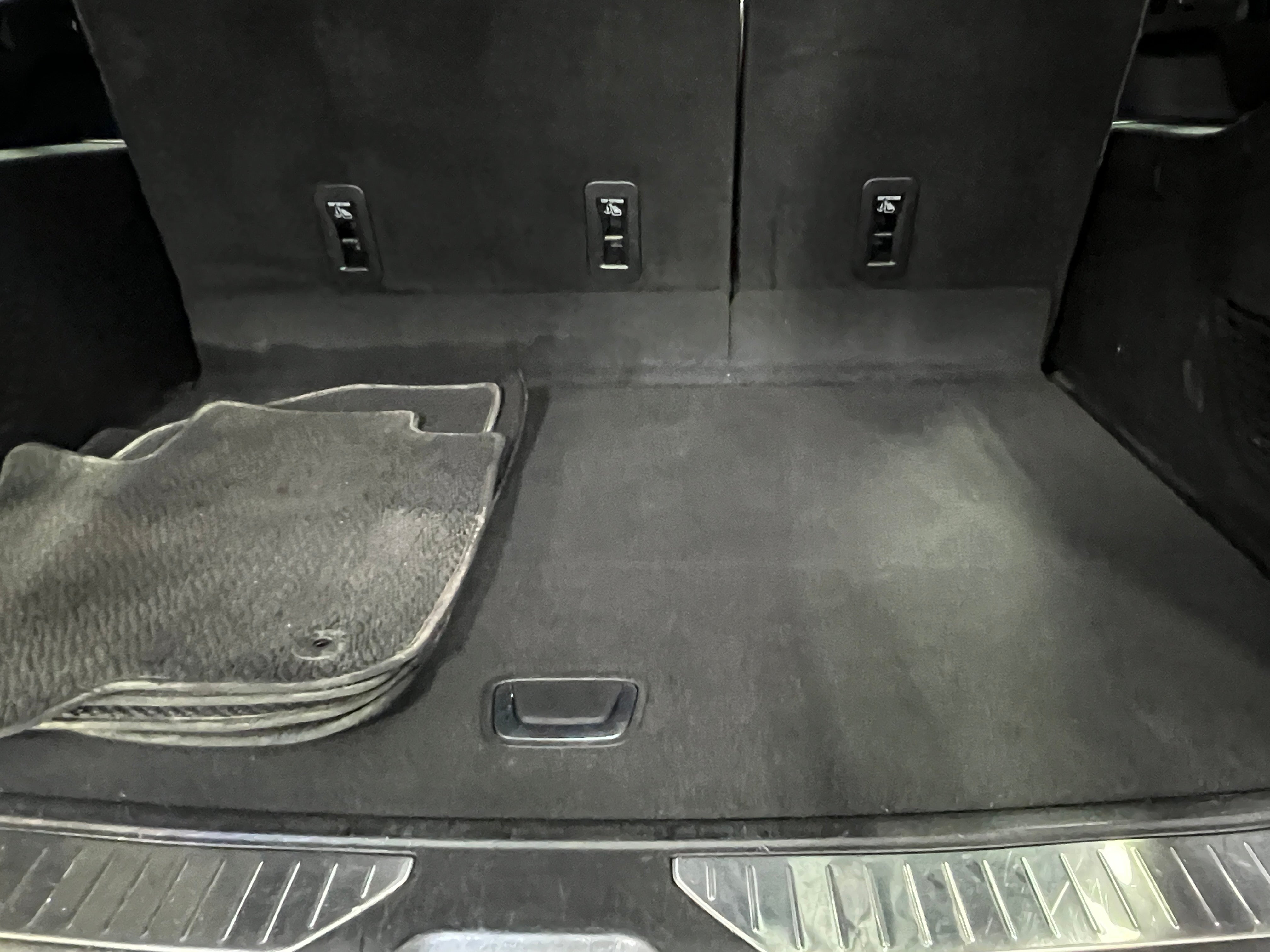 2023 GMC Yukon XL Denali 6