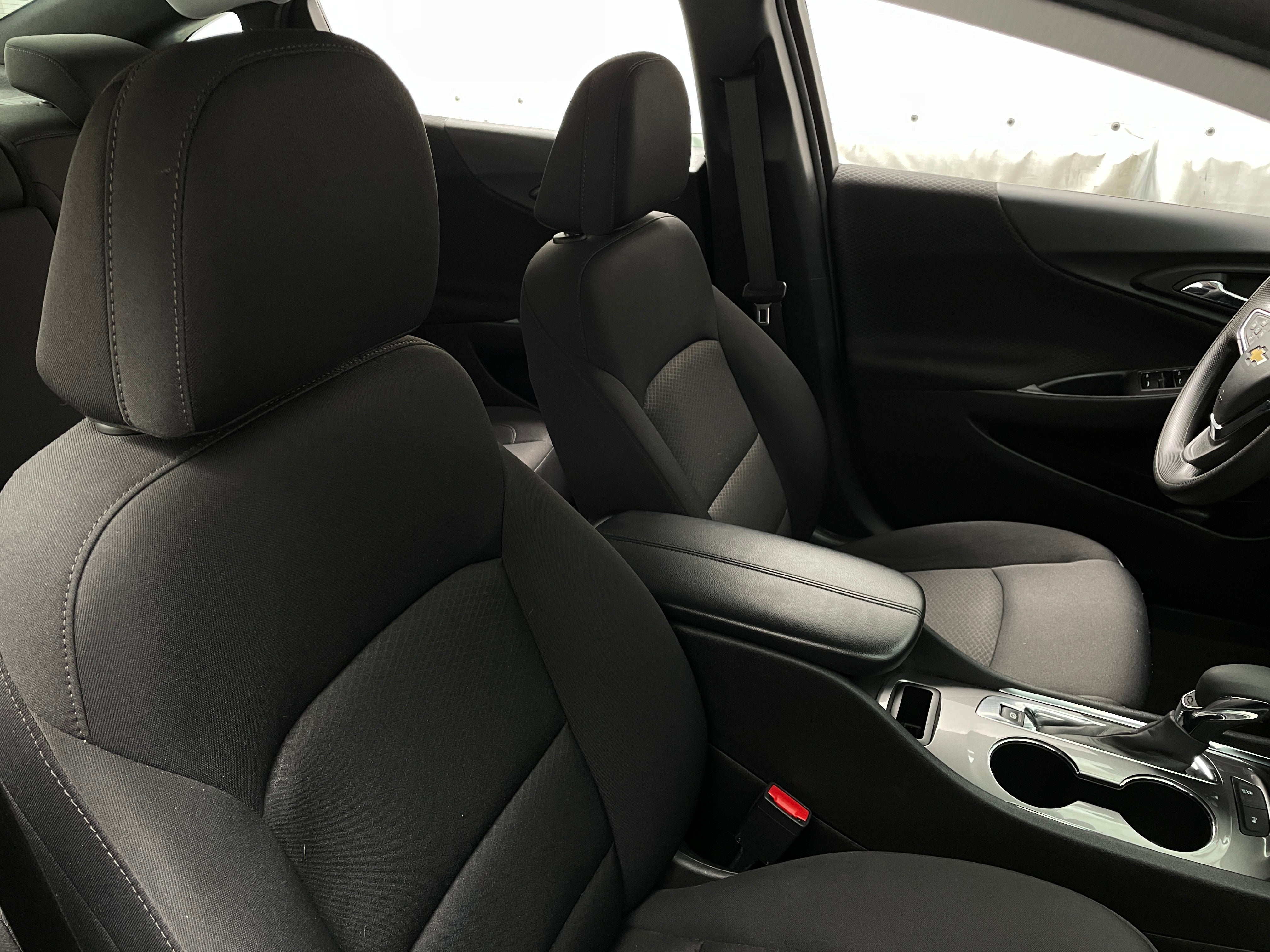 2023 Chevrolet Malibu LT 2