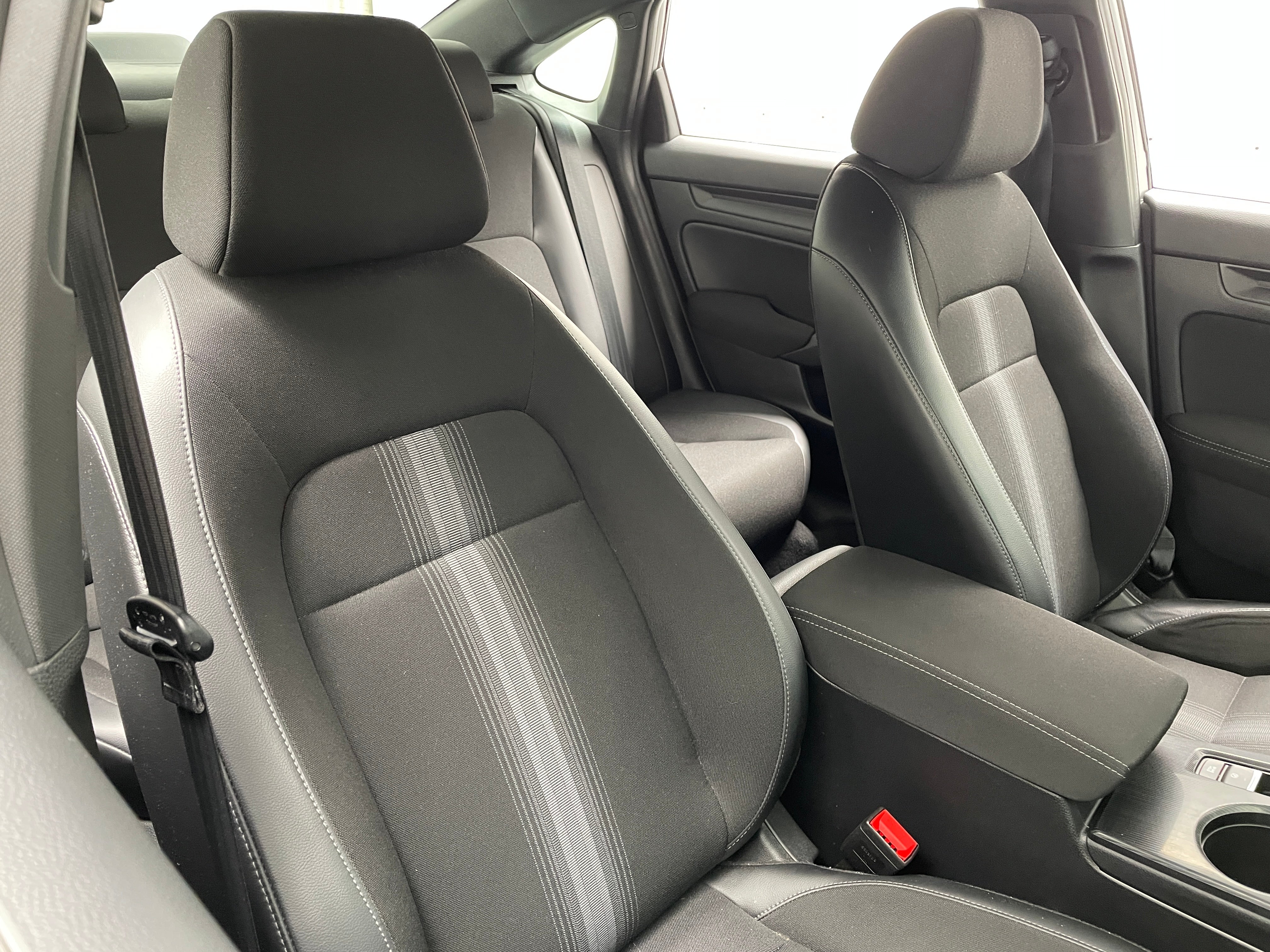 2022 Honda Civic Sport 2
