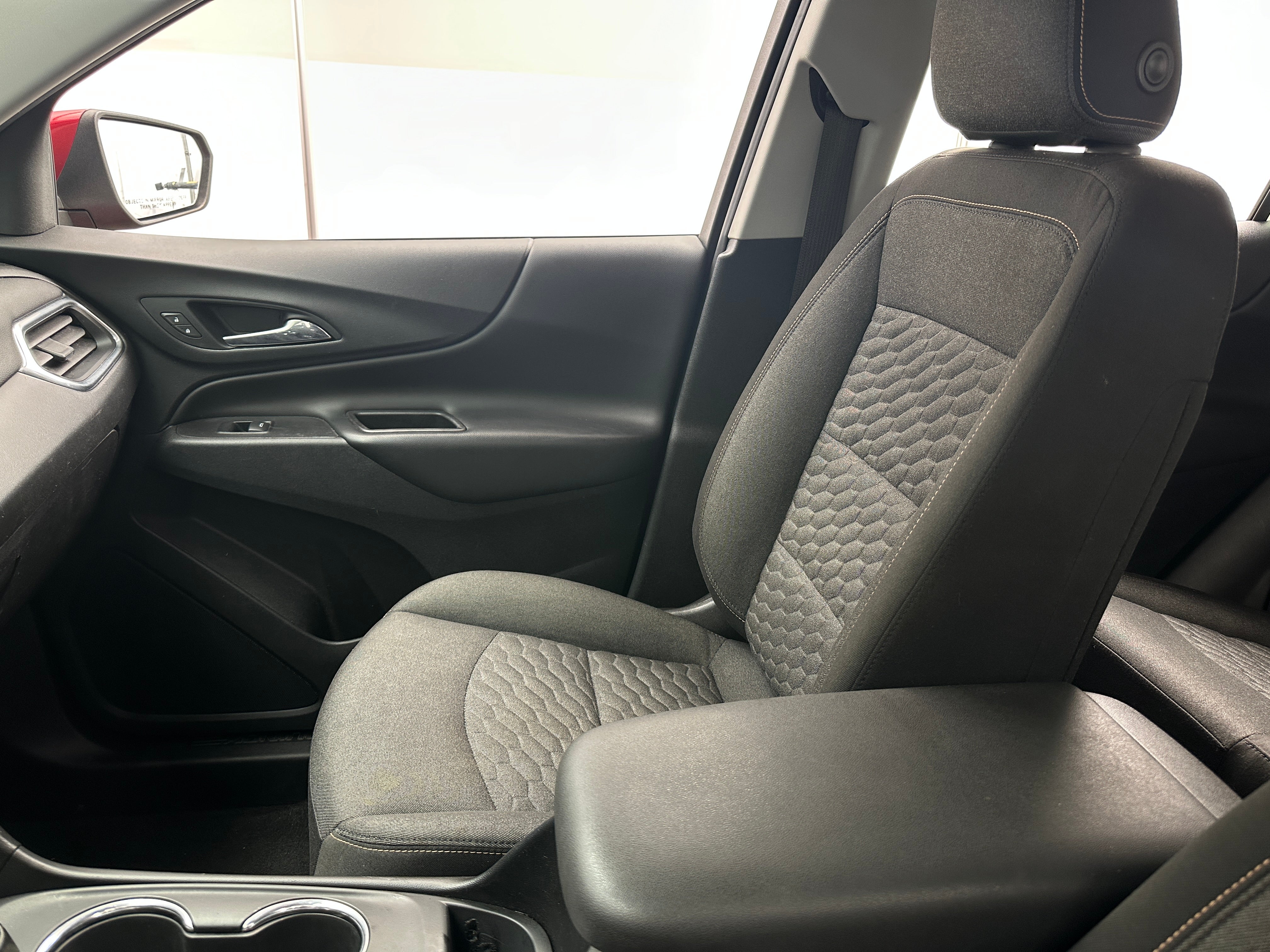 2018 Chevrolet Equinox LT 2