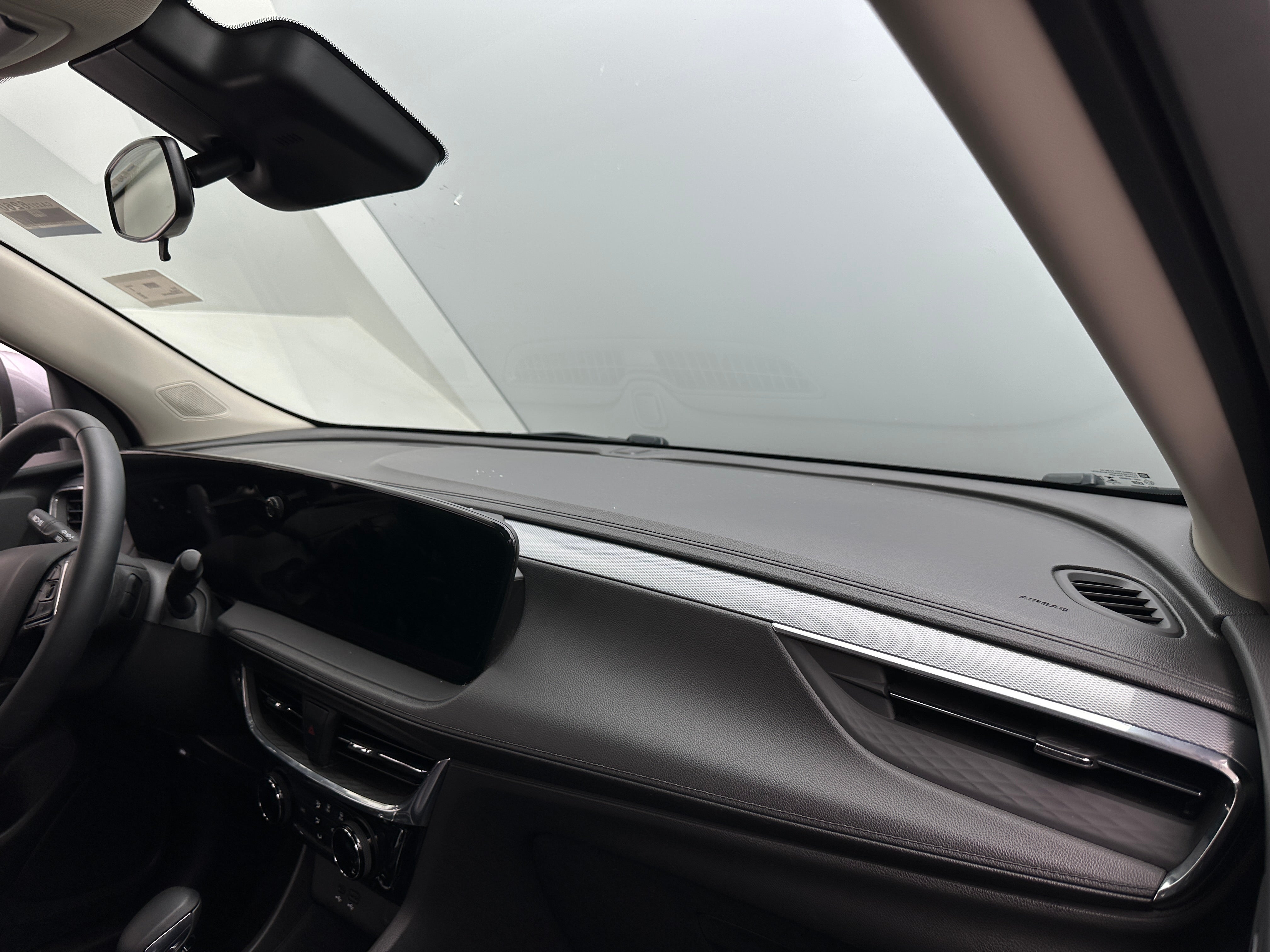 2024 Buick Encore GX Sport Touring 2