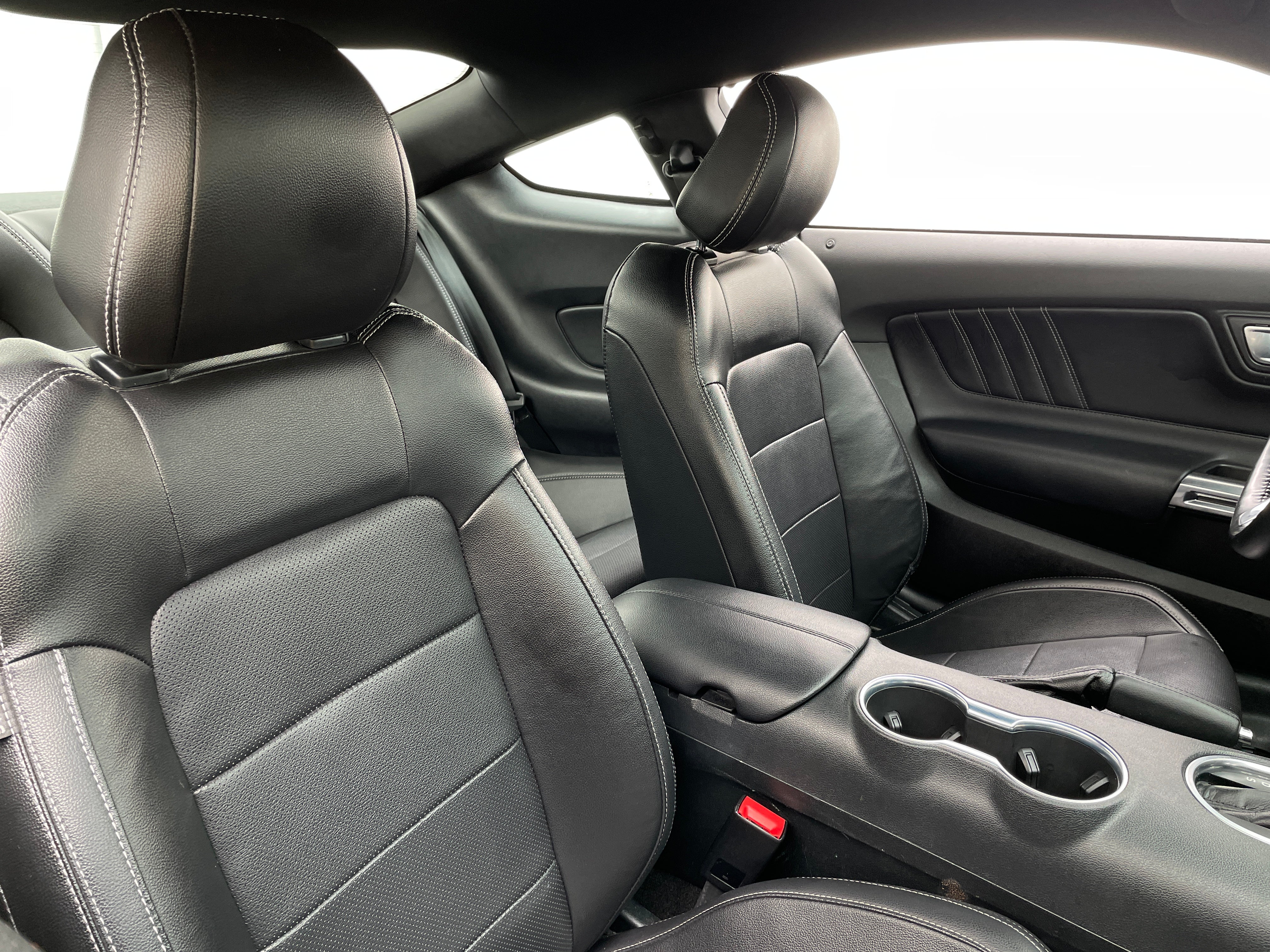 2023 Ford Mustang  2