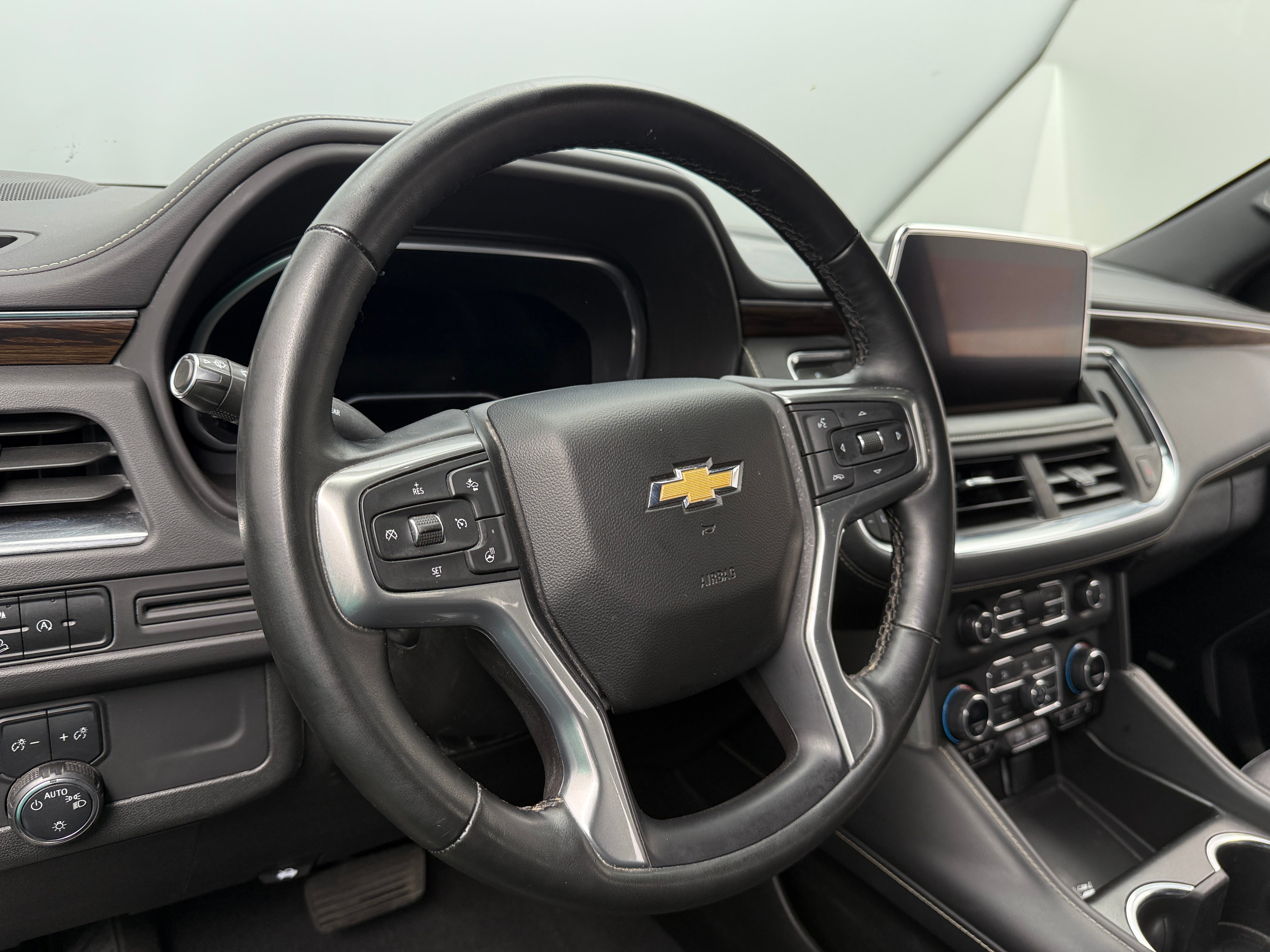 2023 Chevrolet Suburban Premier 4