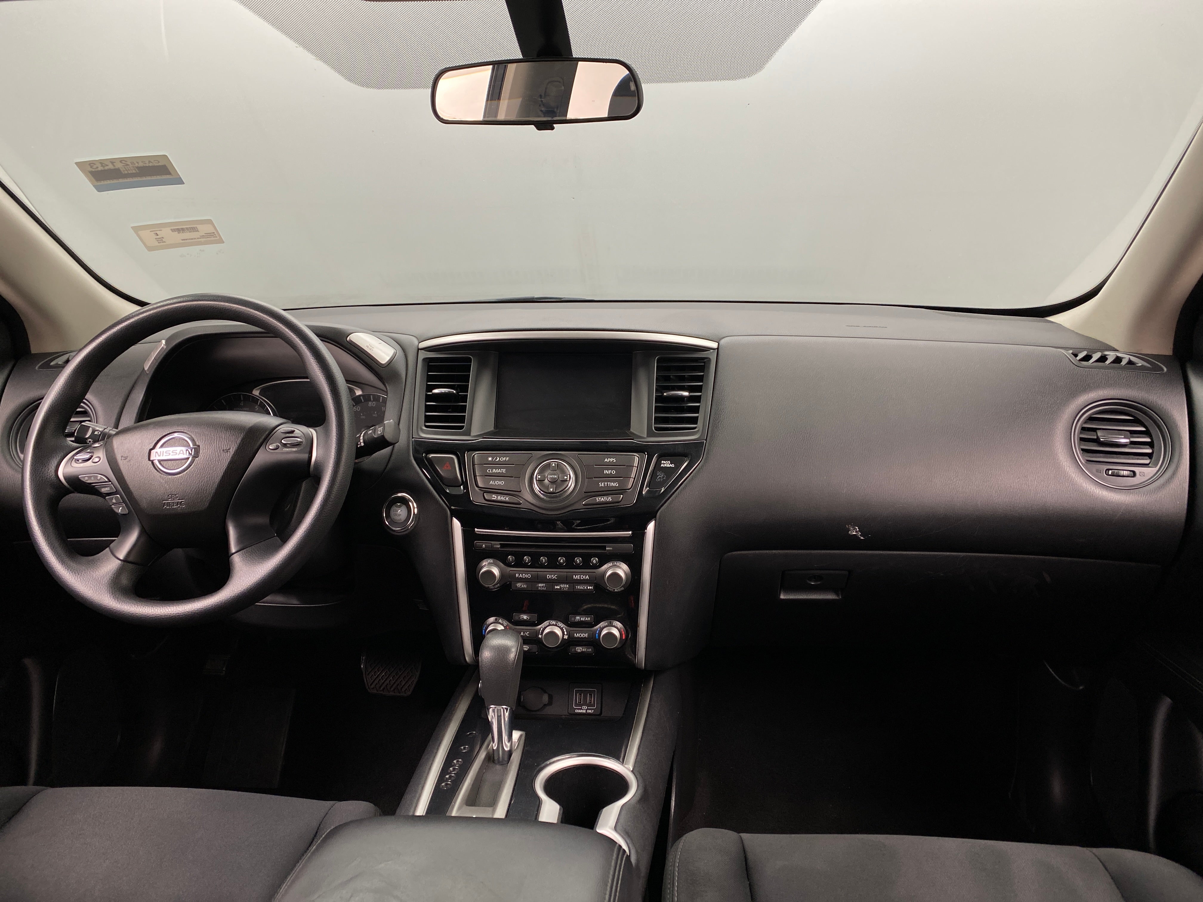 2018 Nissan Pathfinder S 3