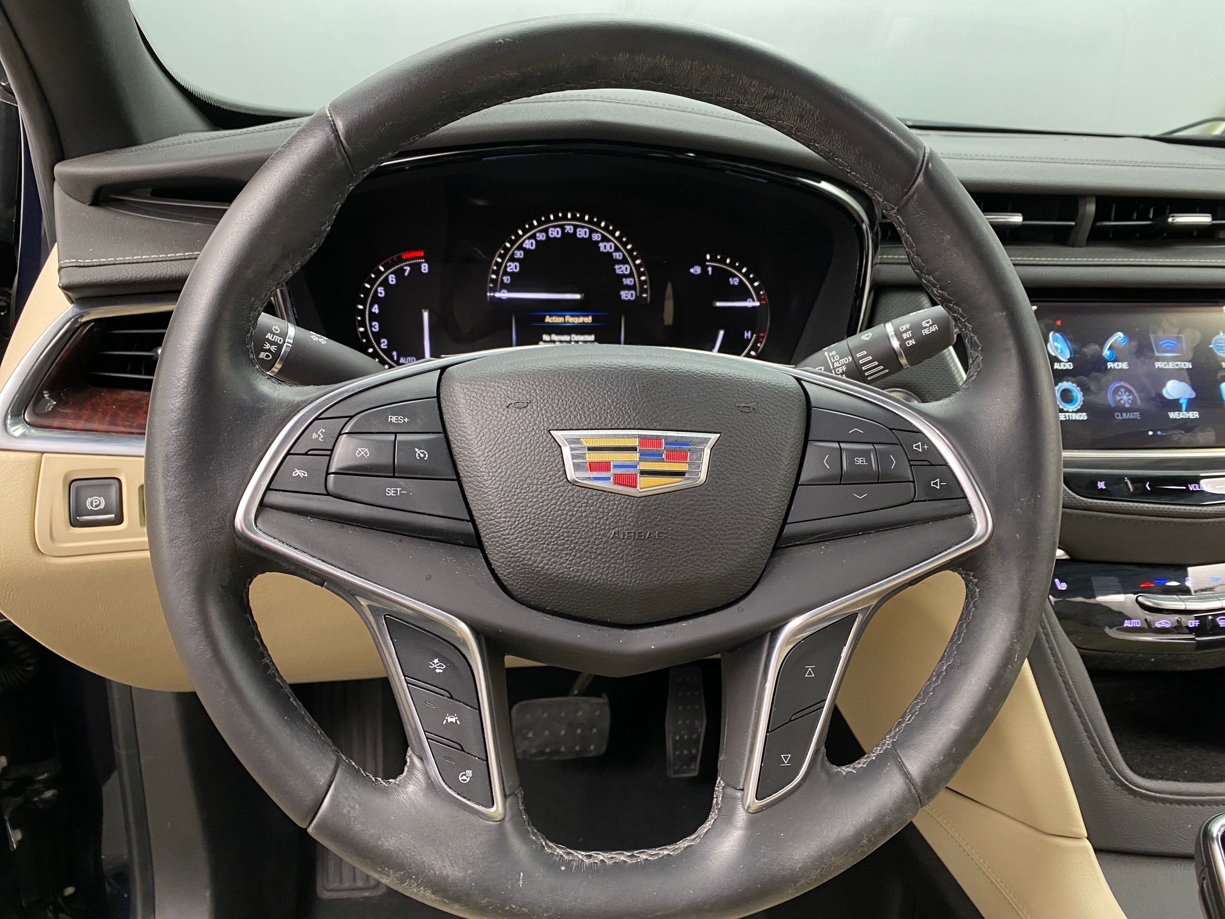 2017 Cadillac XT5 Luxury 4