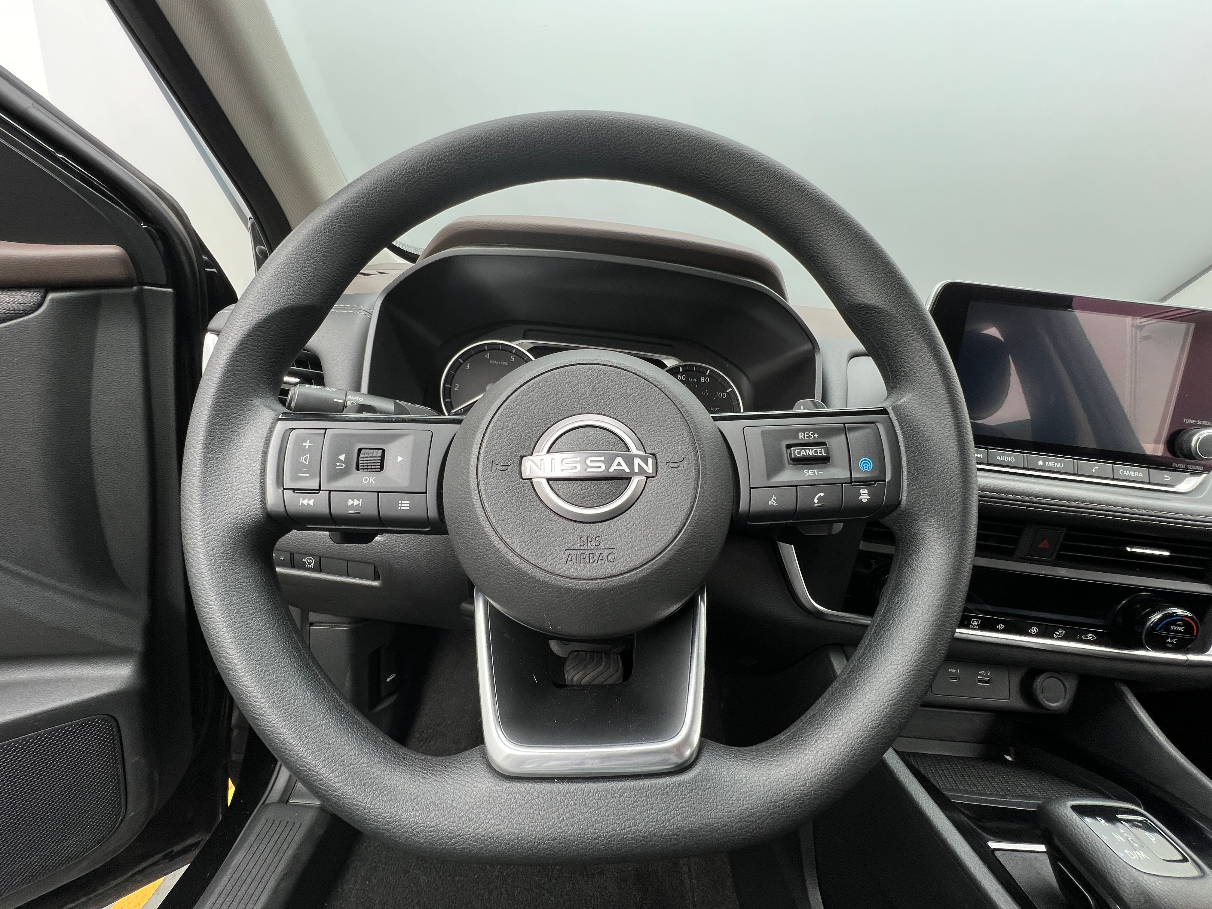 2023 Nissan Rogue SV 5