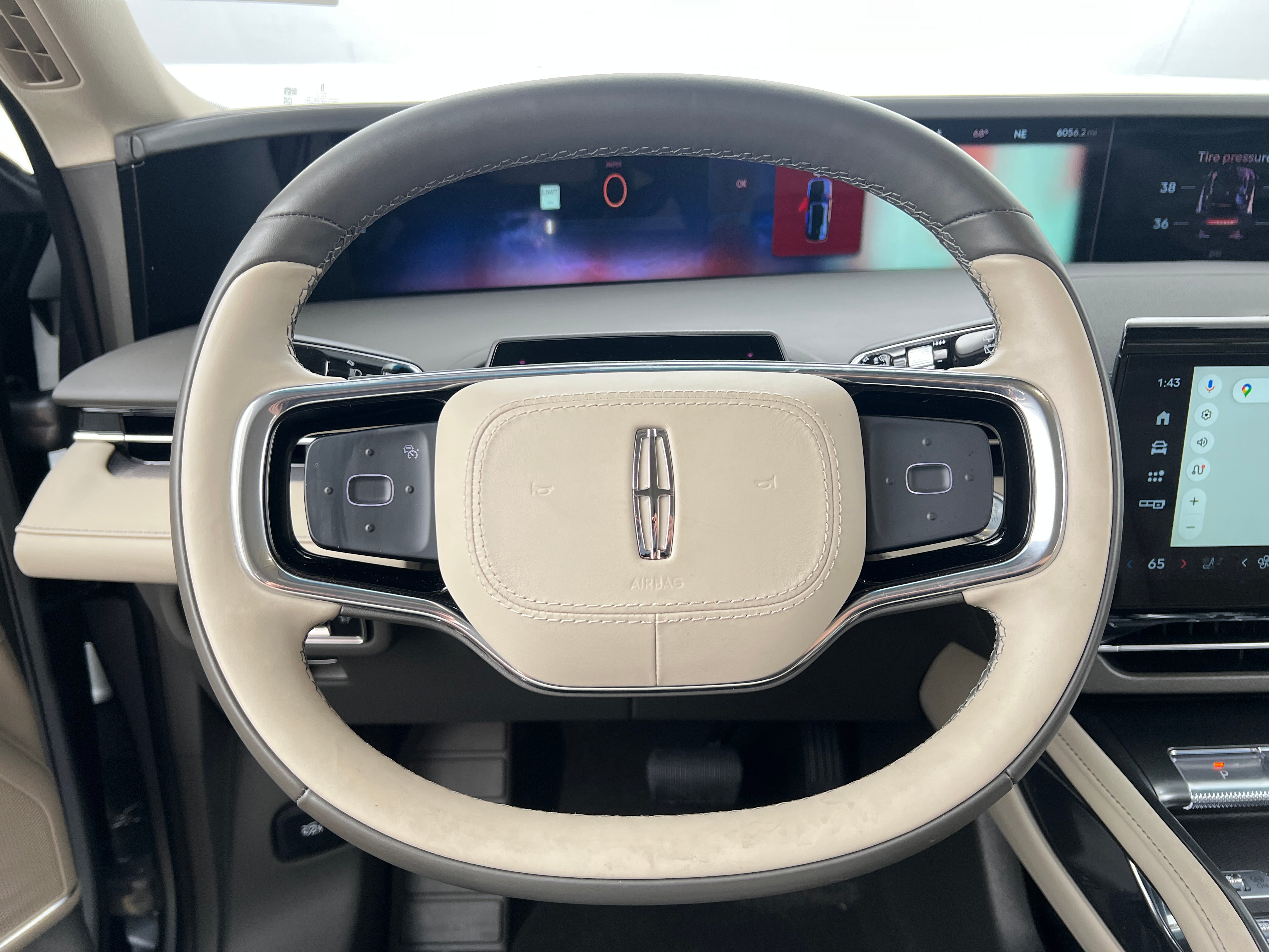 2024 Lincoln Nautilus Premiere 4