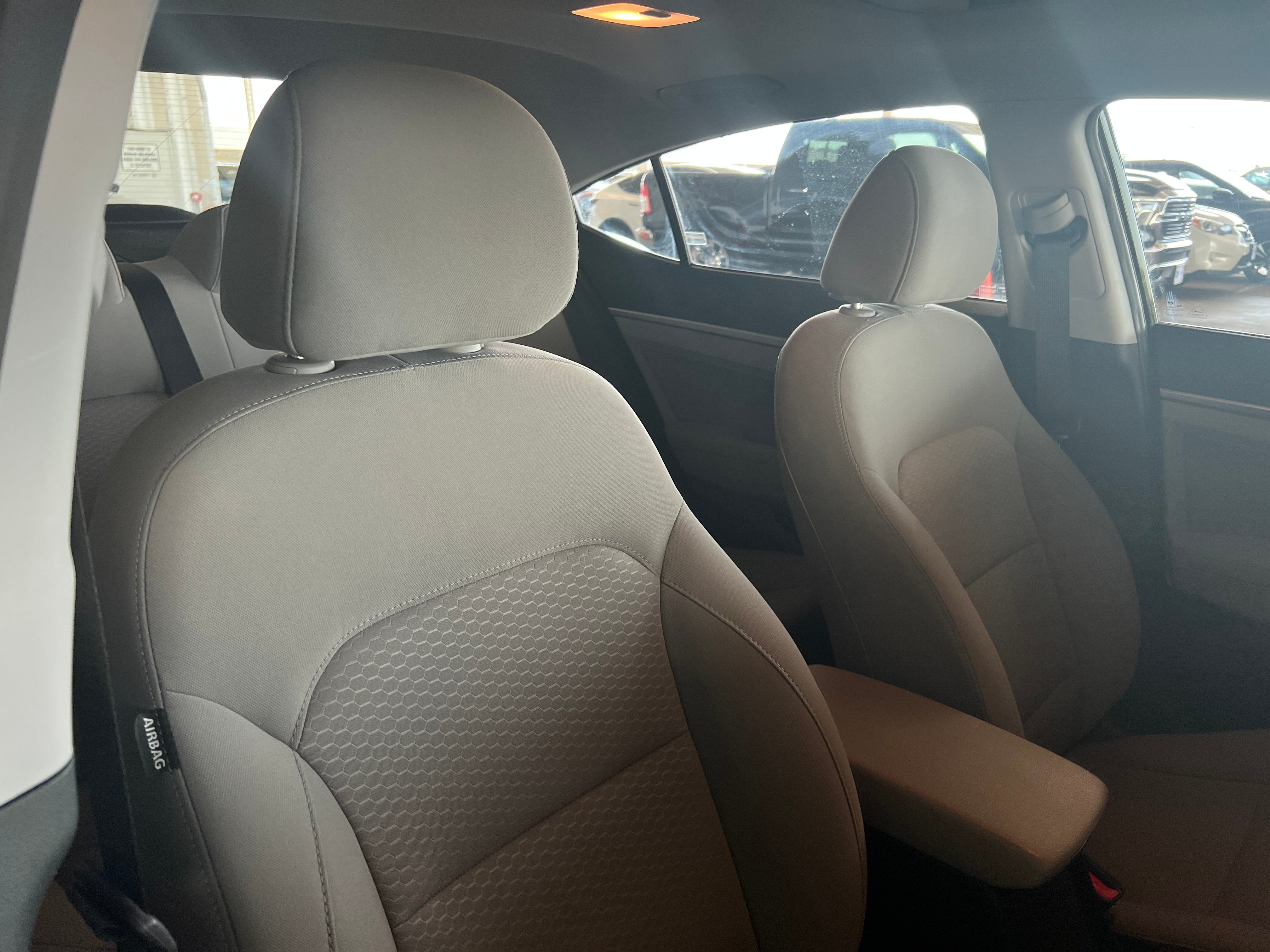 2020 Hyundai Elantra Value Edition 2