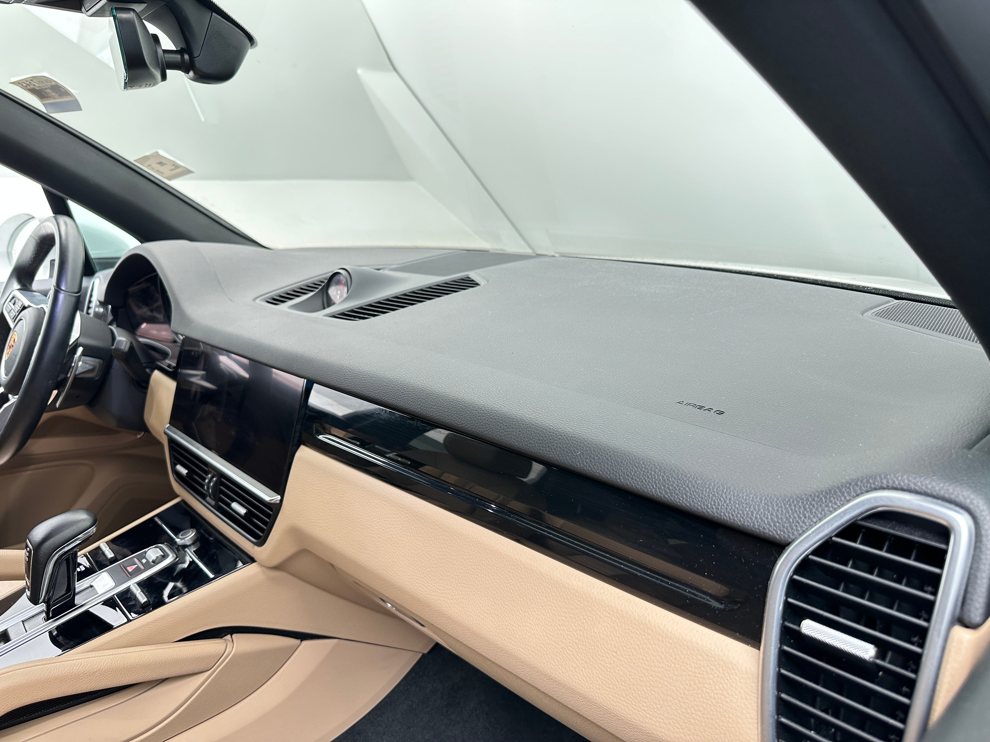 2022 Porsche Cayenne Base 2