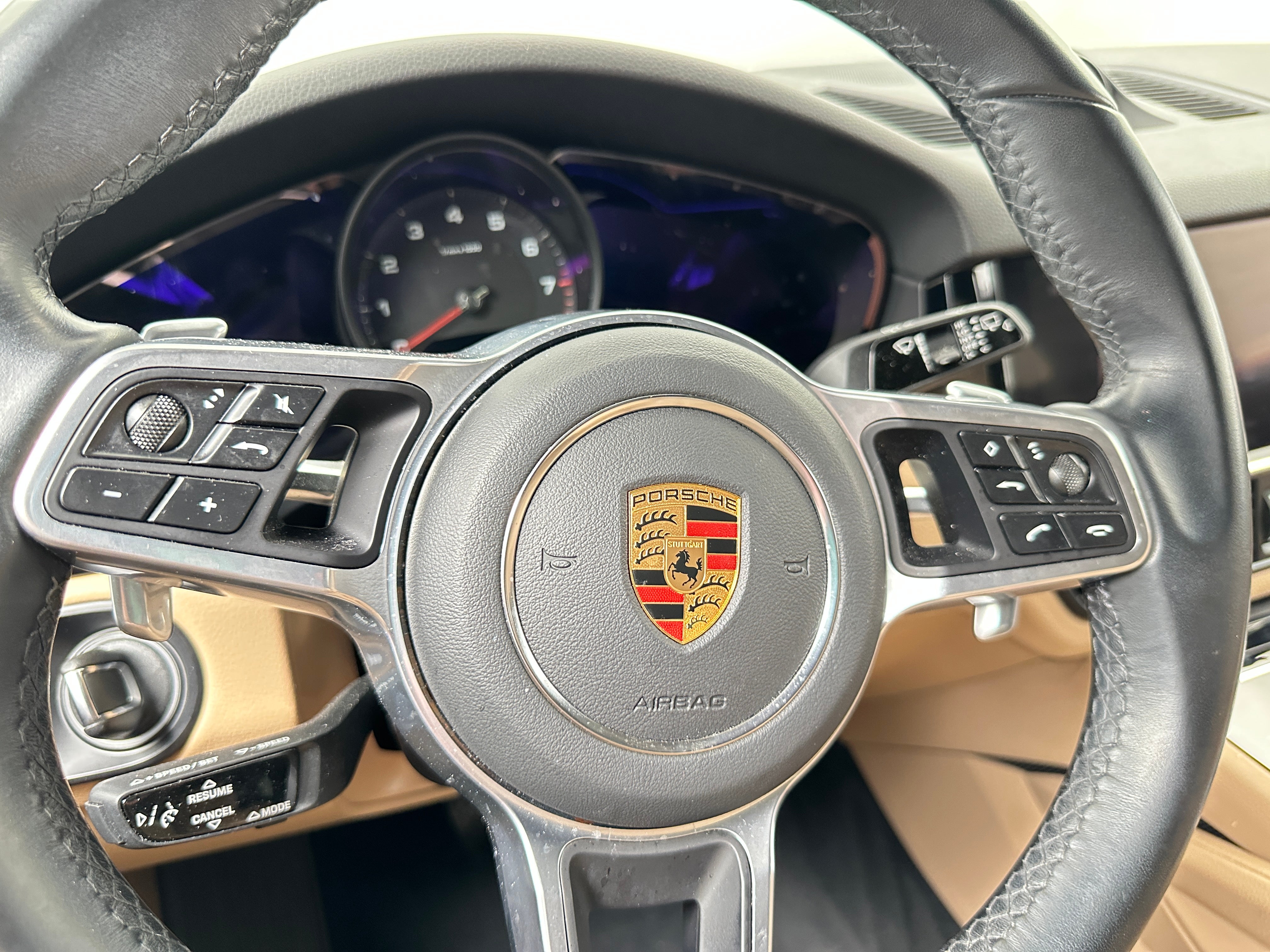2022 Porsche Cayenne Base 4