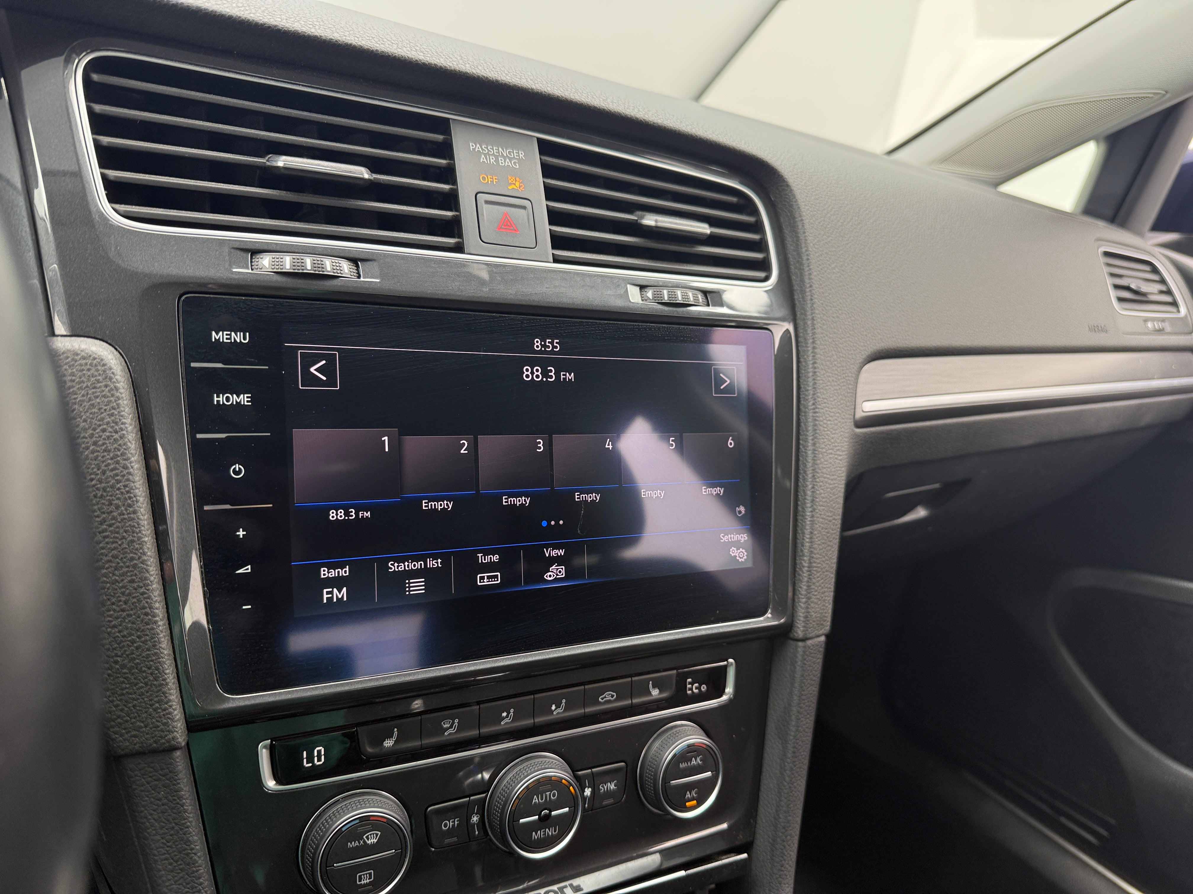 2019 Volkswagen e-Golf SEL Premium 3