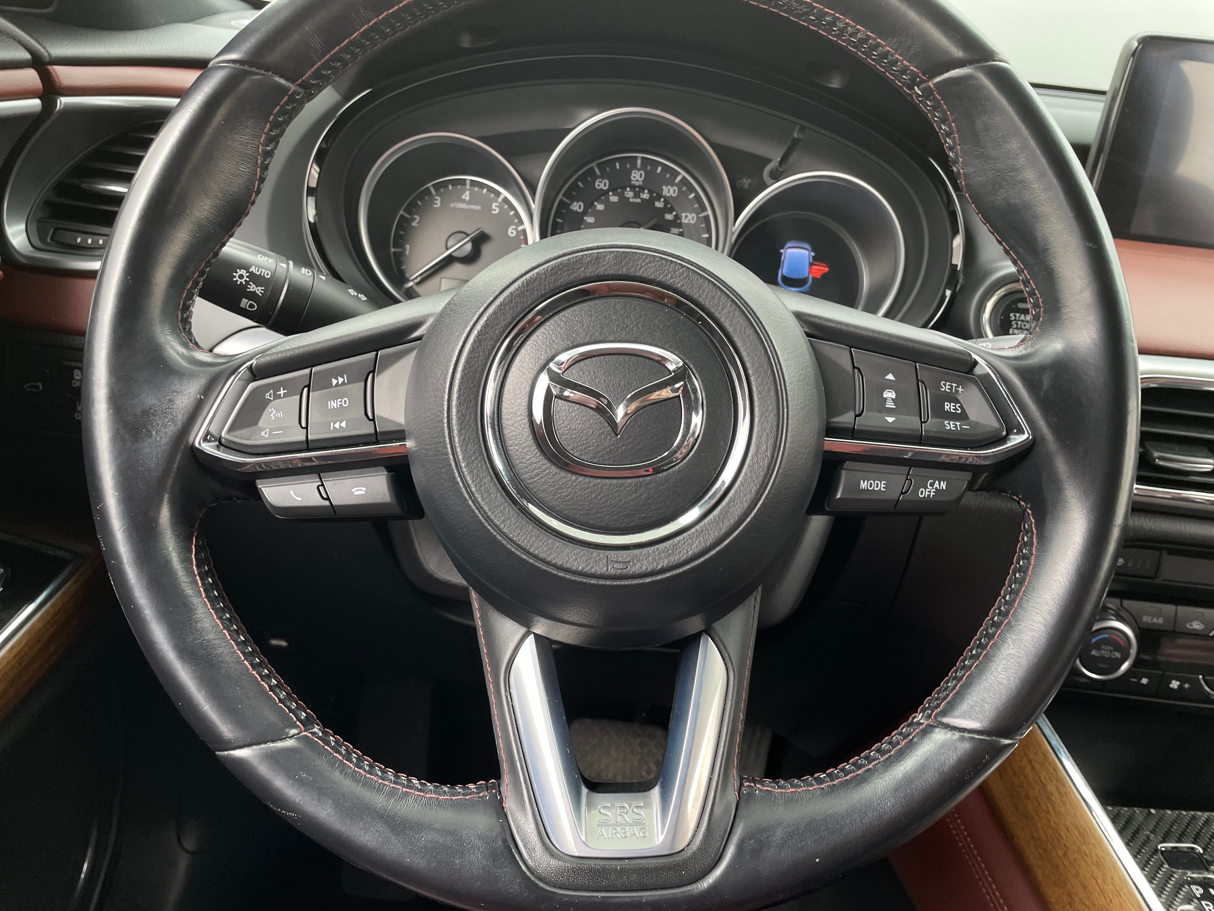 2017 Mazda CX-9 Signature 4