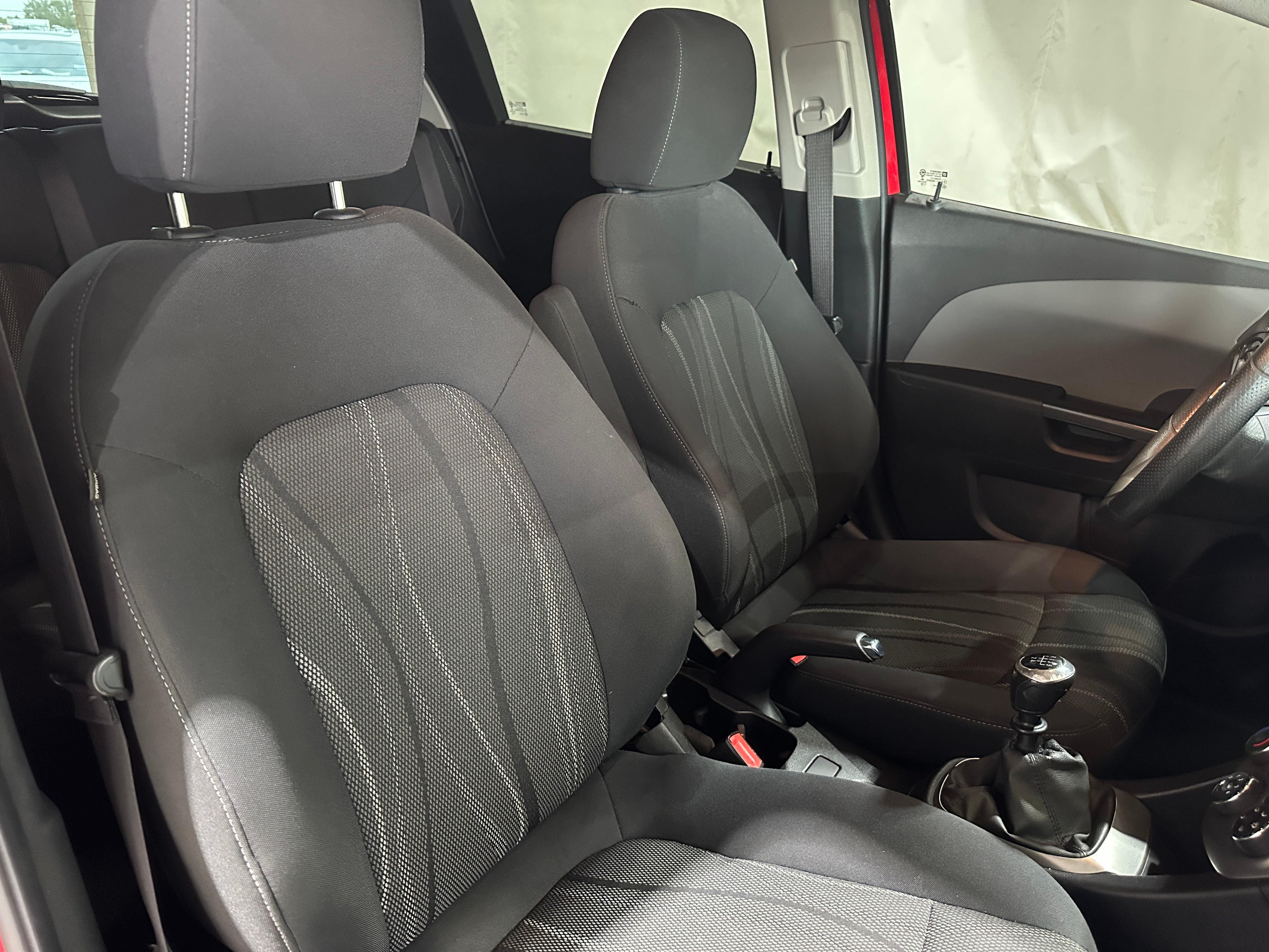 2016 Chevrolet Sonic LT 2