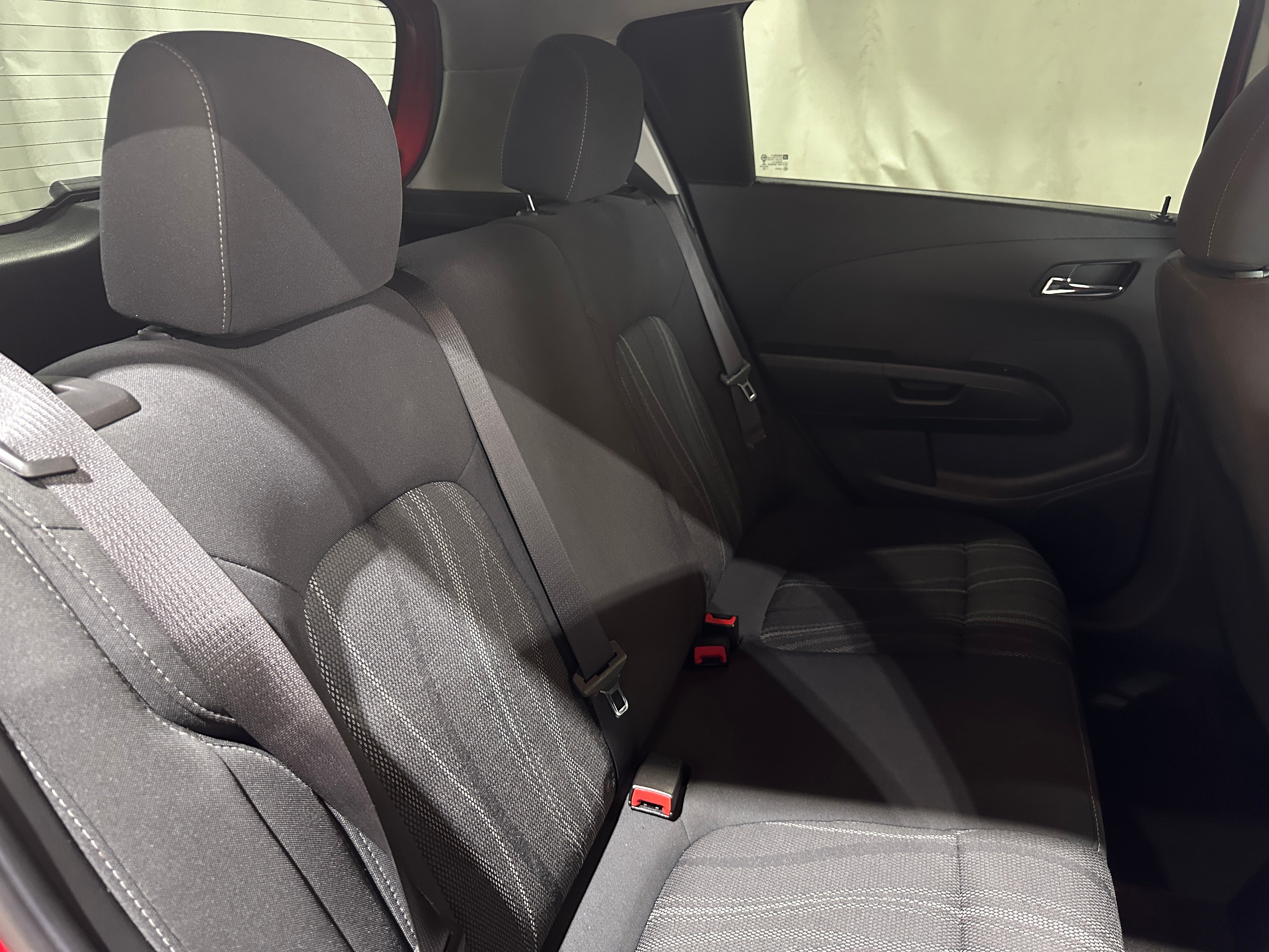 2016 Chevrolet Sonic LT 6