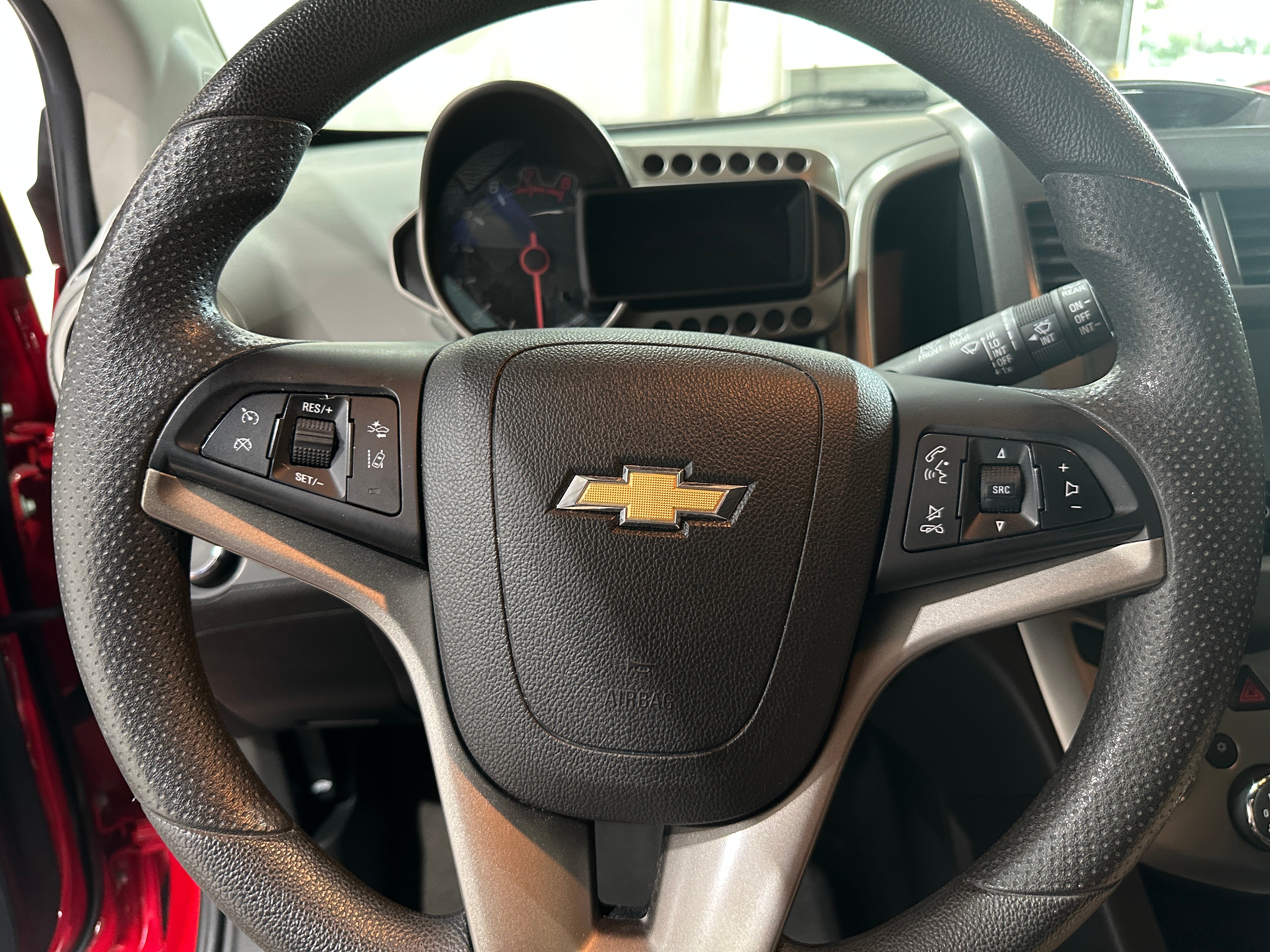 2016 Chevrolet Sonic LT 5