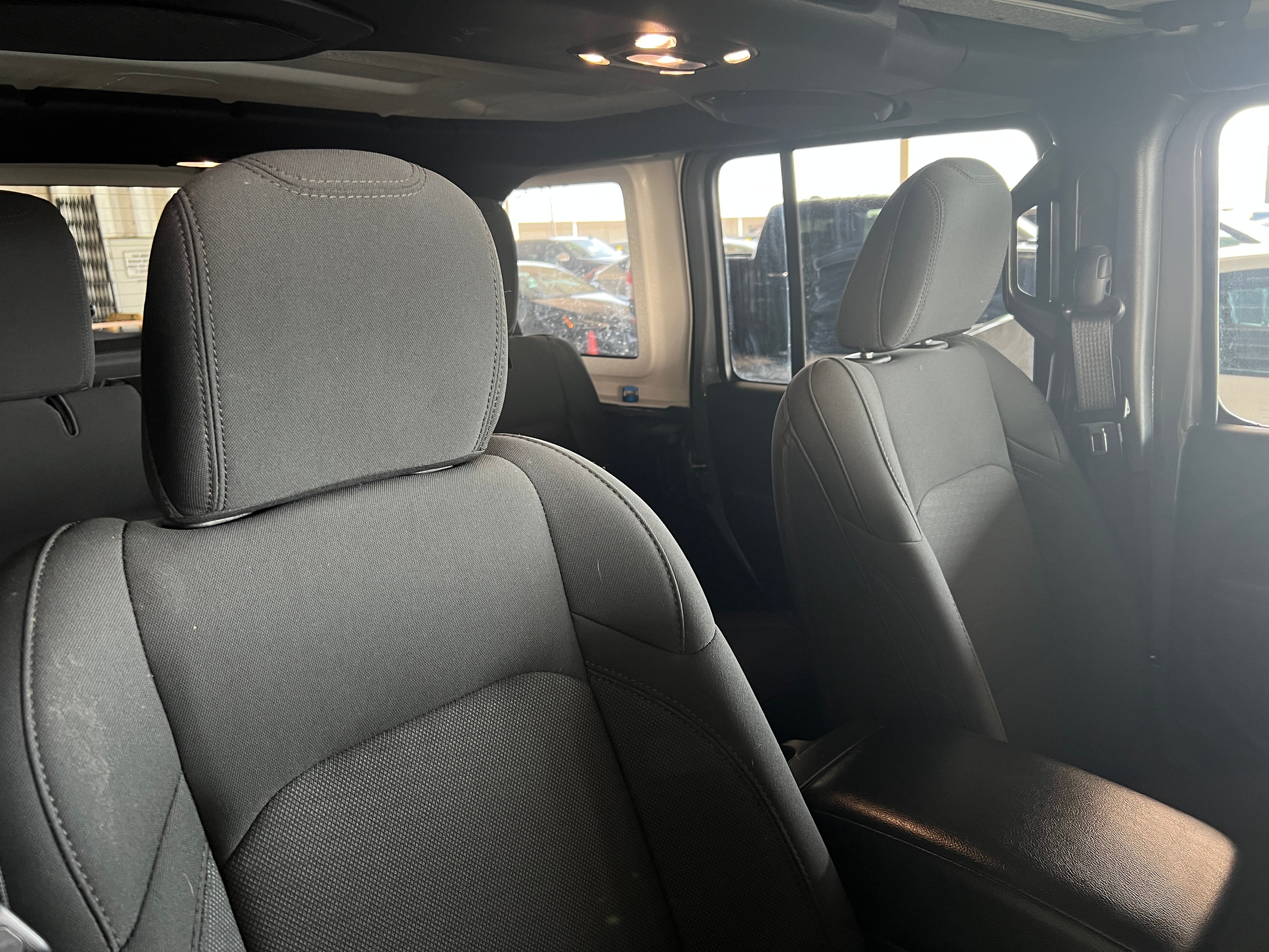 2022 Jeep Wrangler Unlimited Sport S 2