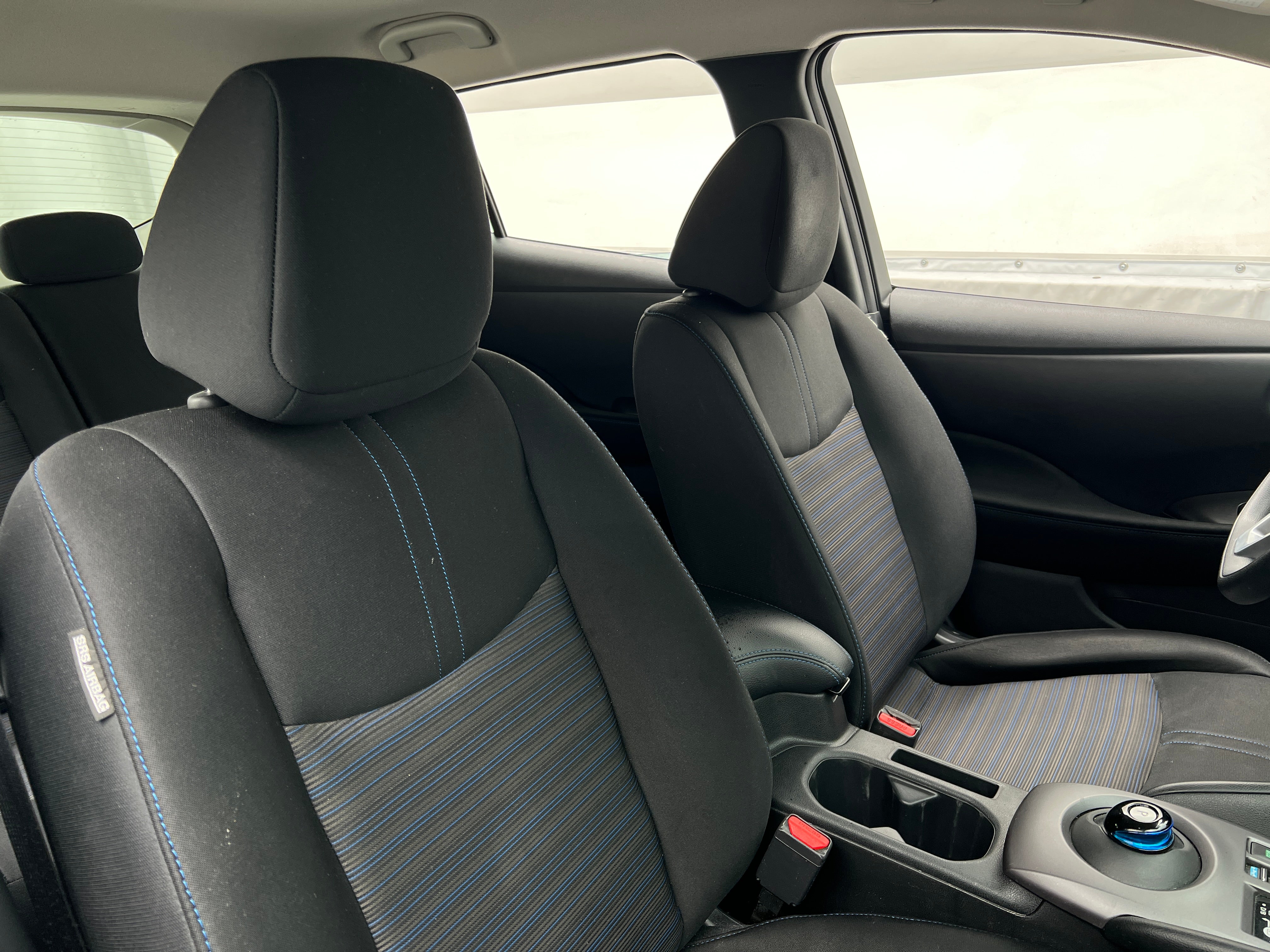 2024 Nissan Leaf S 2