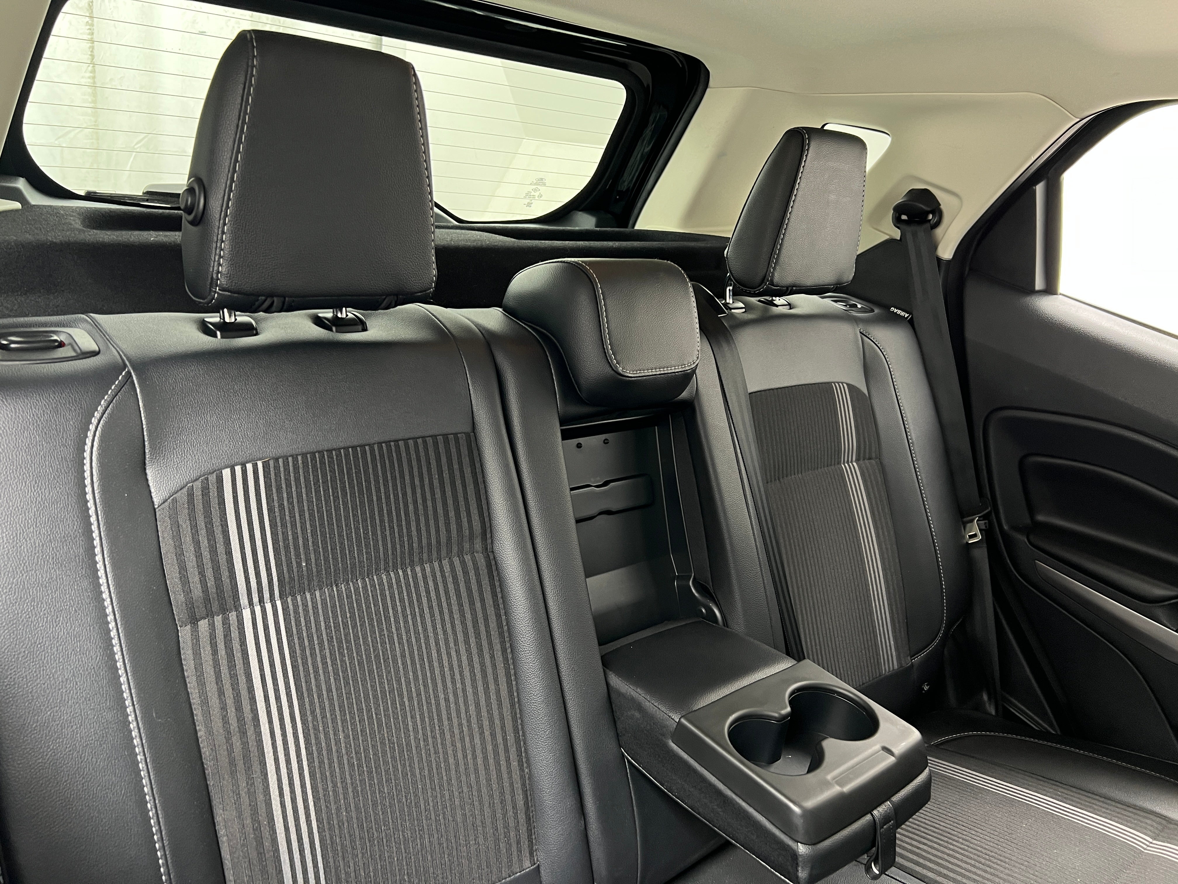 2020 Ford EcoSport SES 5