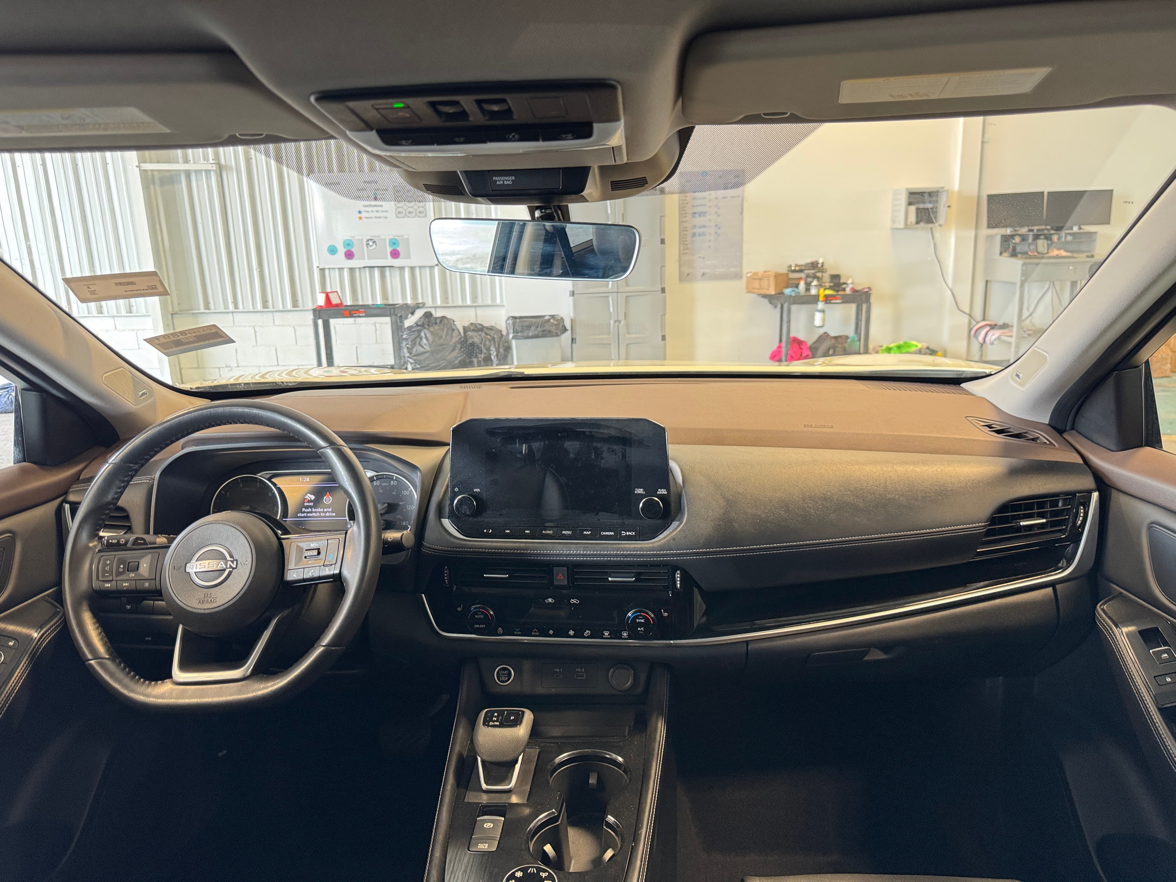 2023 Nissan Rogue SL 2