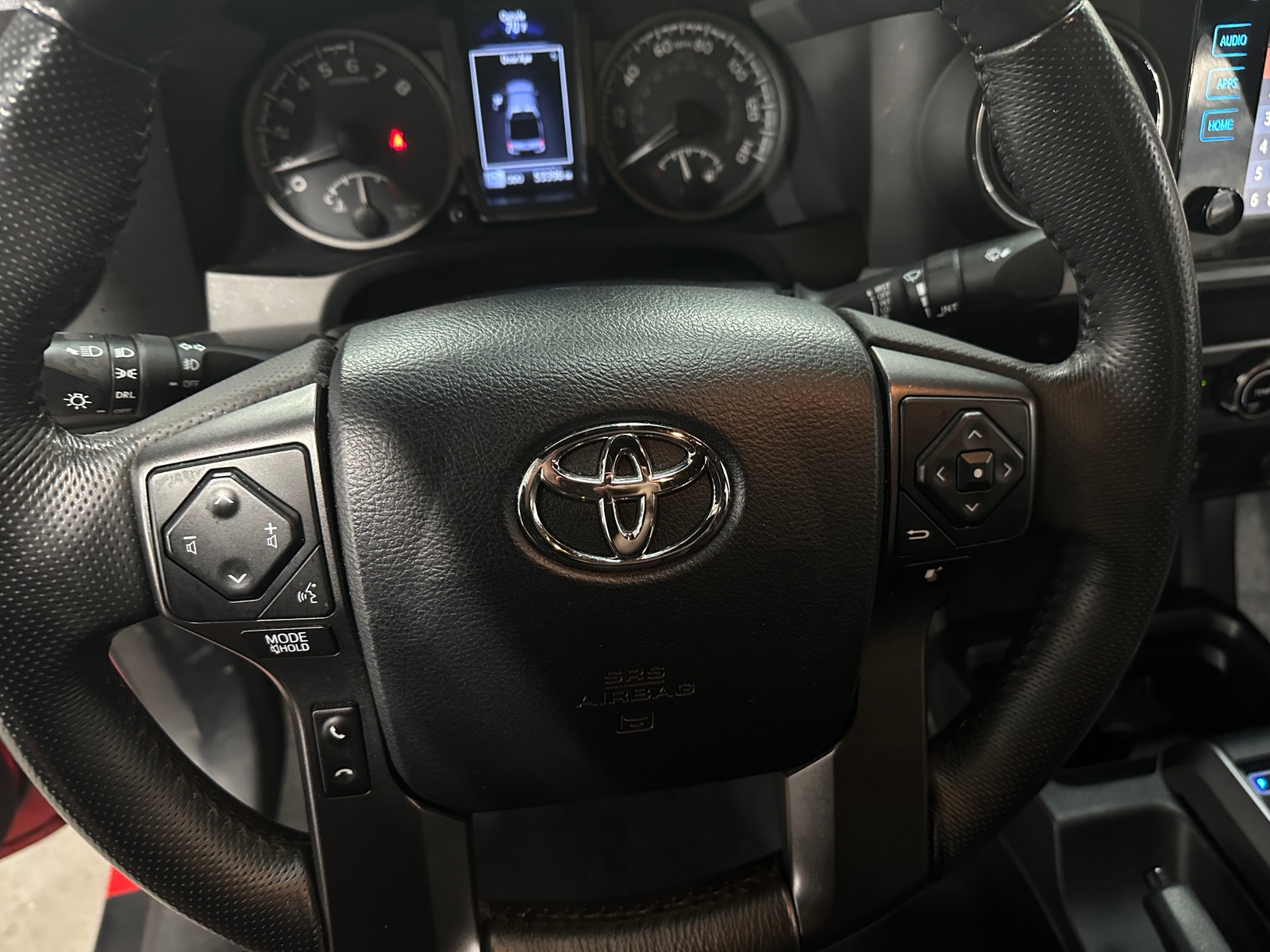 Thumbnail: 2017 Toyota Tacoma - 5