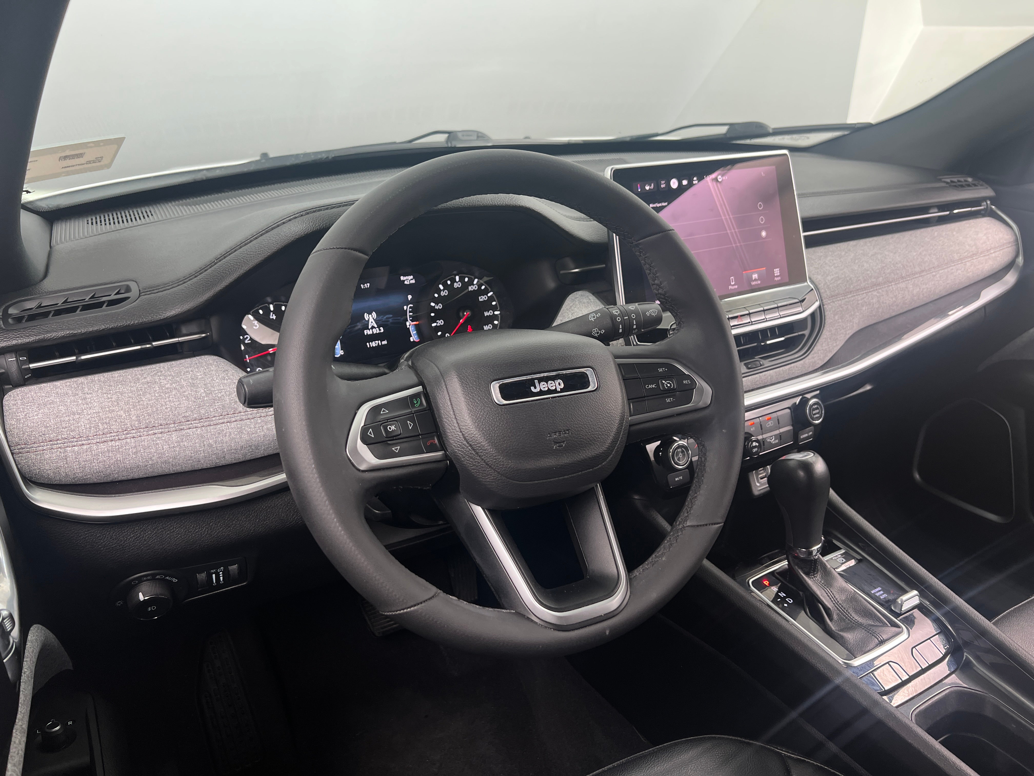 2023 Jeep Compass Latitude 2