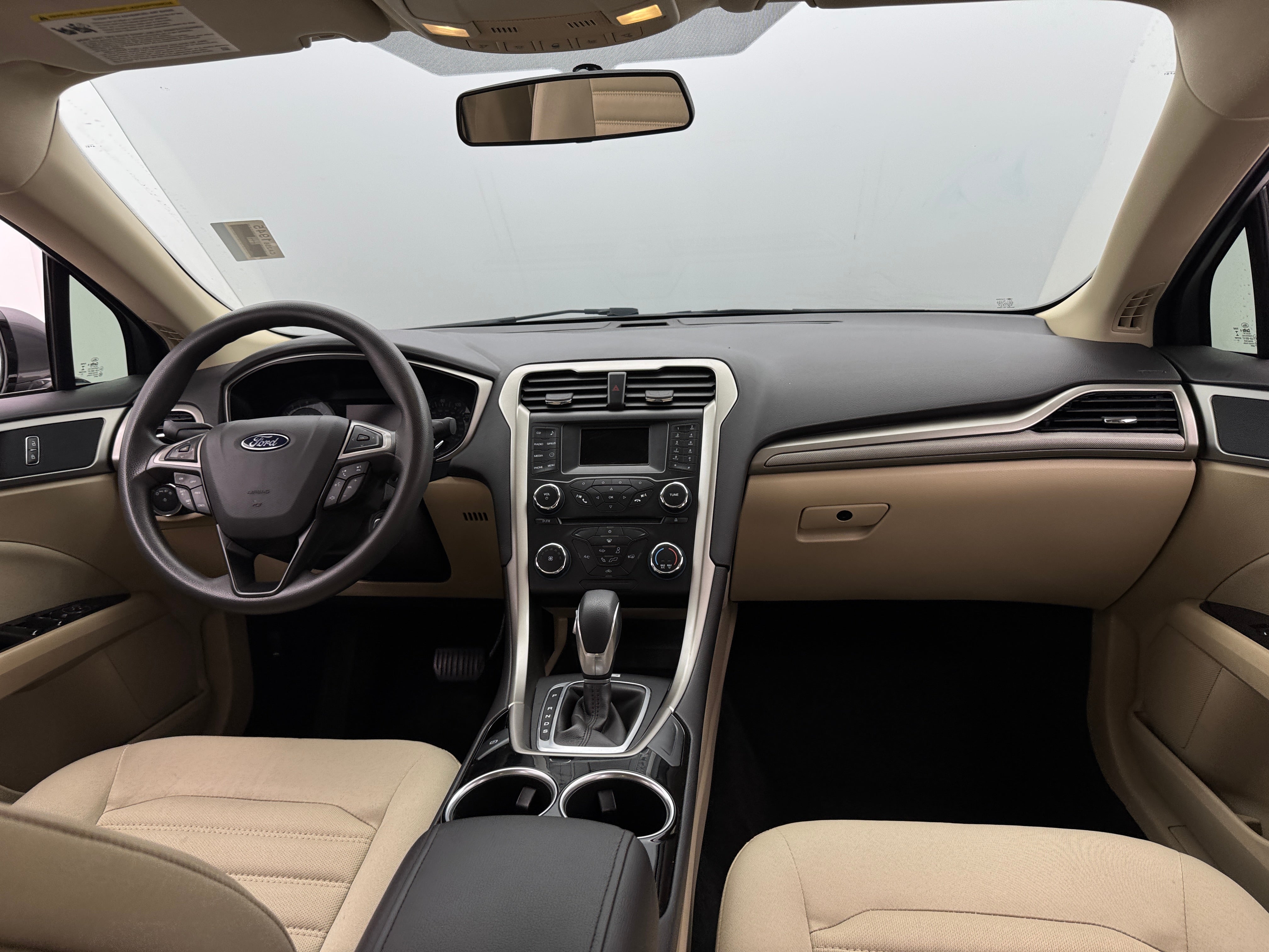 2014 Ford Fusion SE 3