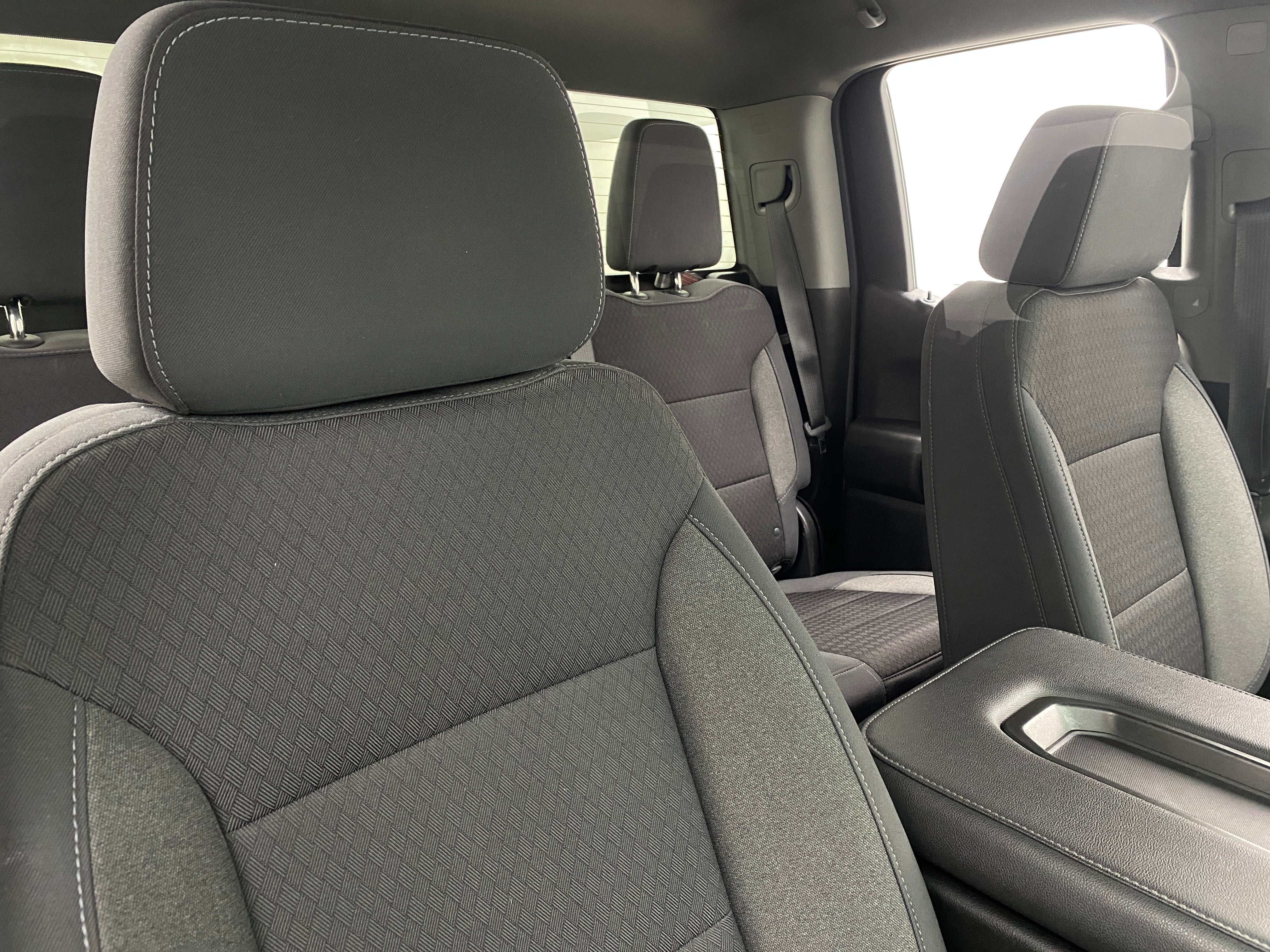 2021 Chevrolet Silverado 1500 LT 2