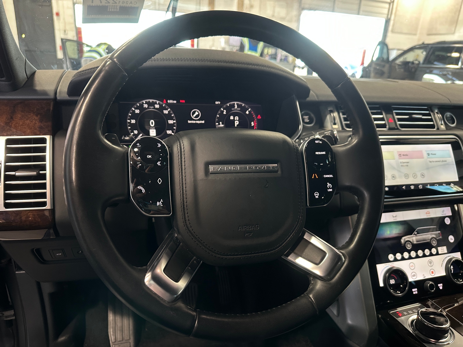 Thumbnail: 2020 Land Rover Range Rover - 4