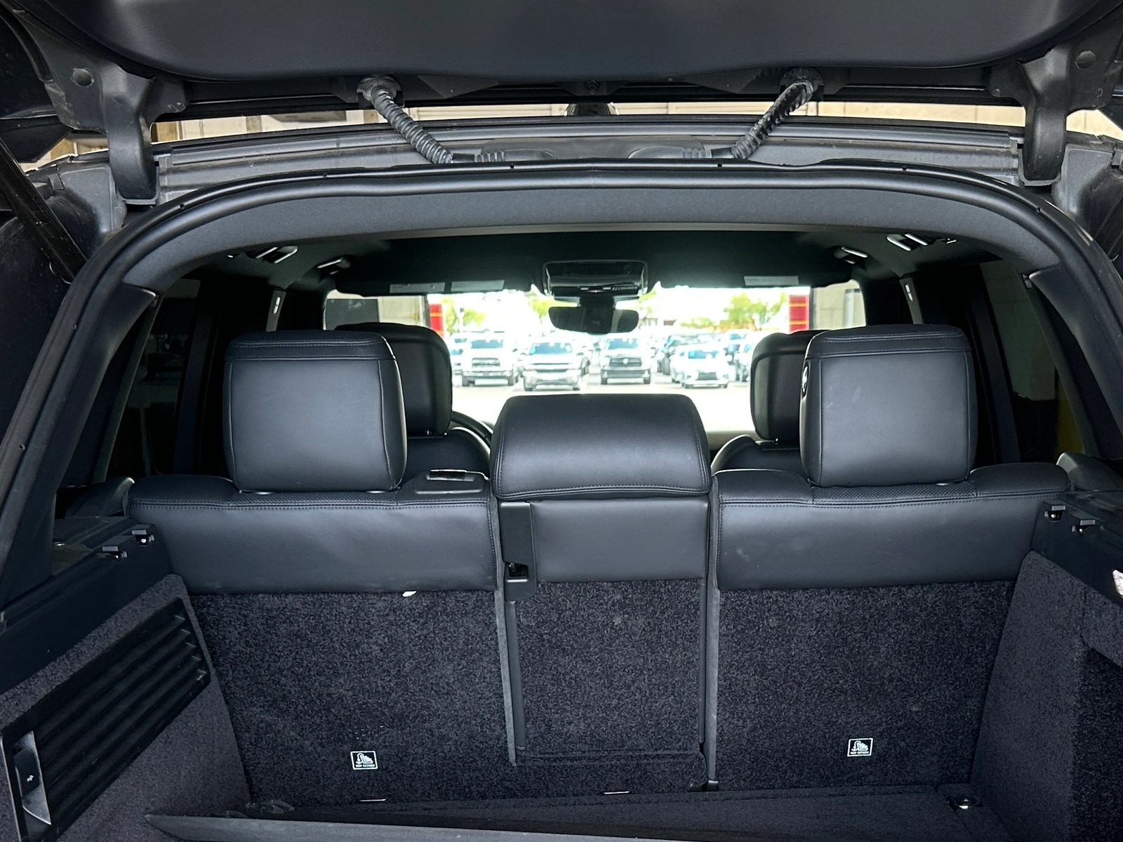 Thumbnail: 2020 Land Rover Range Rover - 6