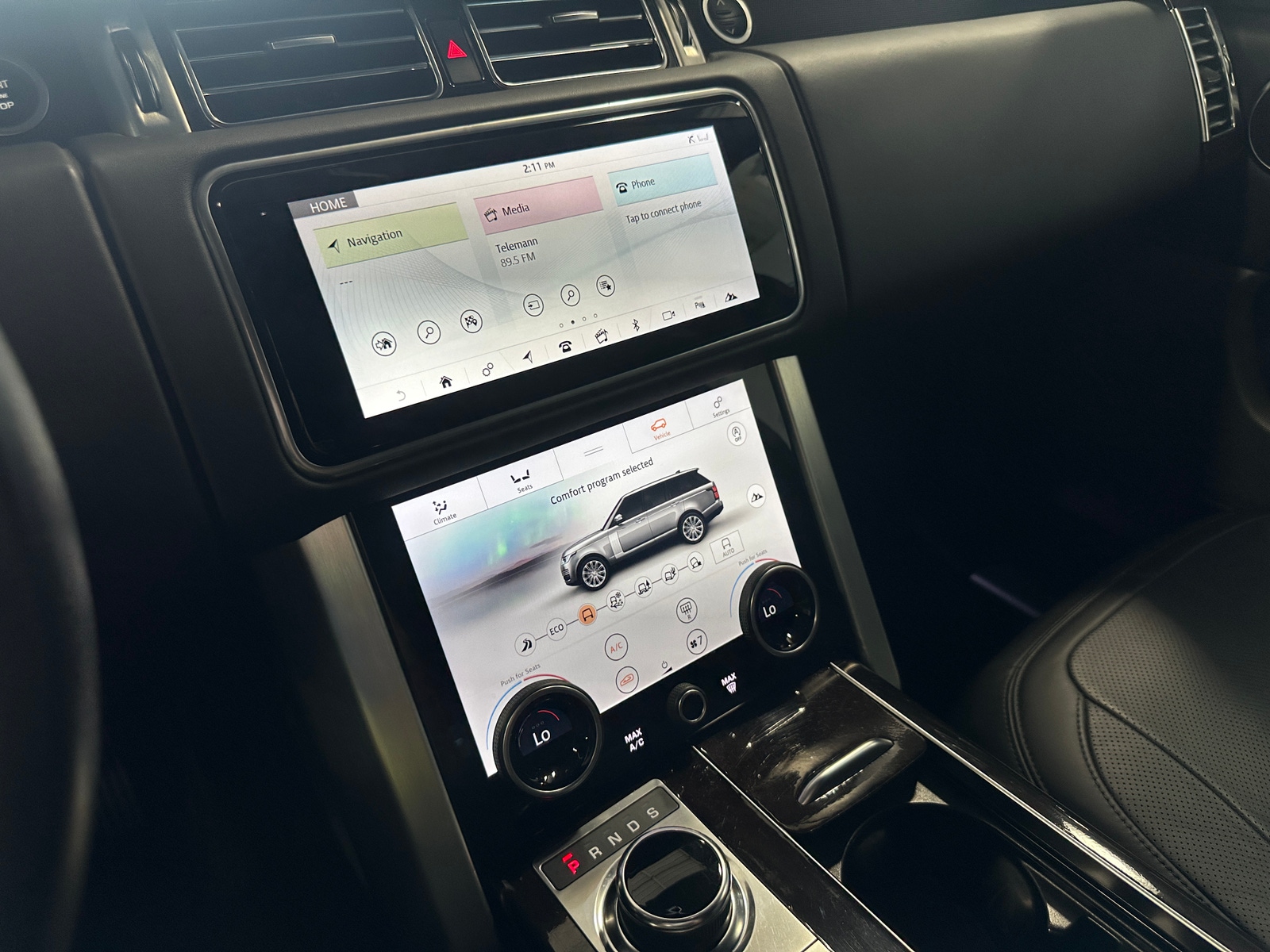 Thumbnail: 2020 Land Rover Range Rover - 3